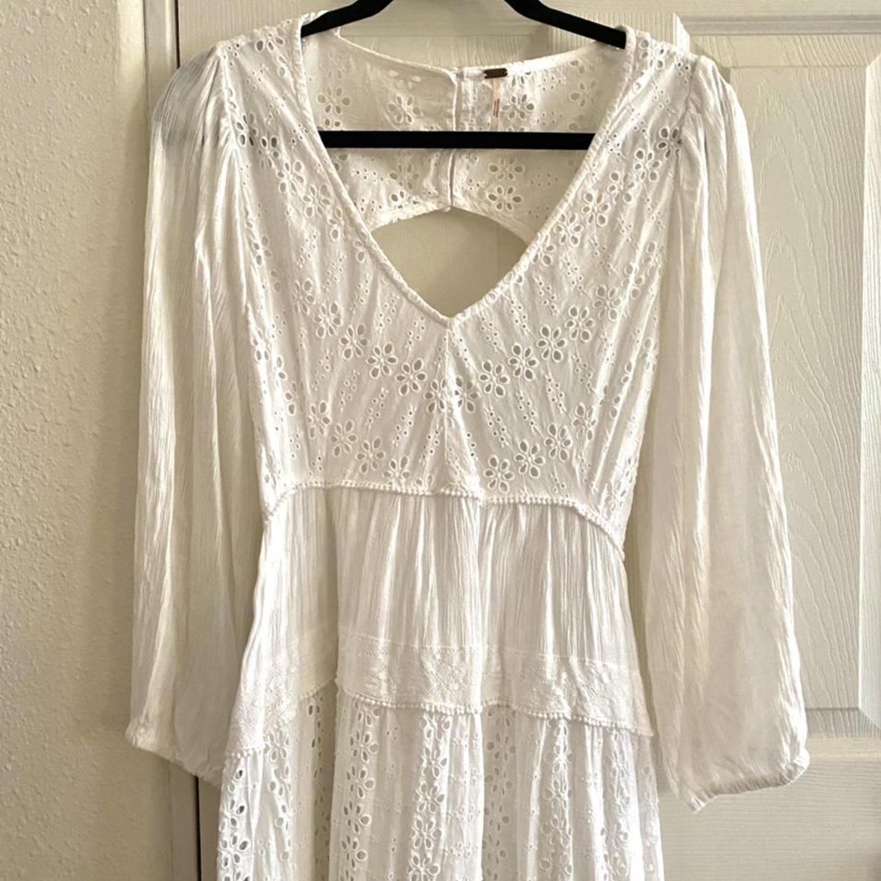 Free People Mockingbird Maxi Dress in Ivory Depop