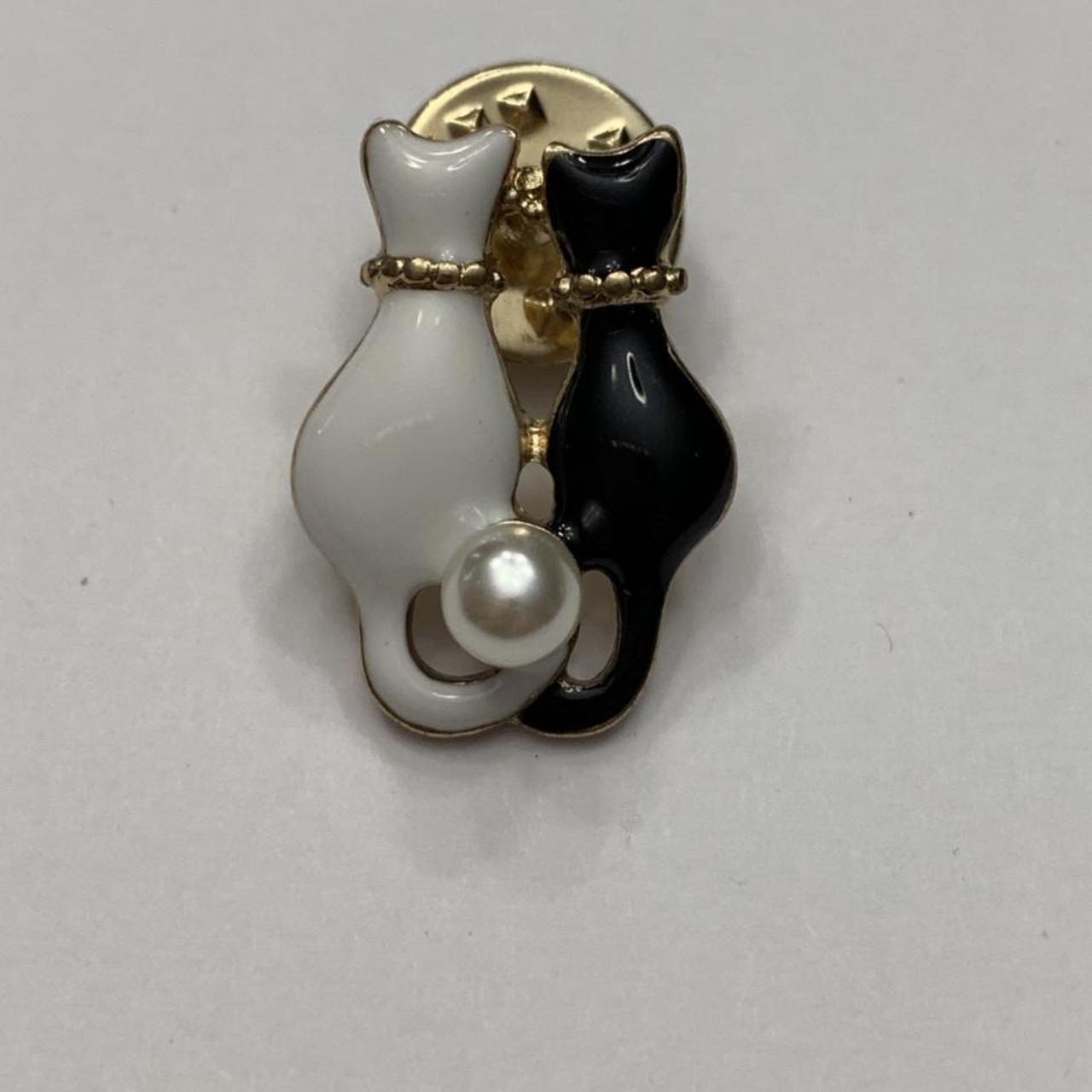 Unbranded Women's Black and White Jewellery