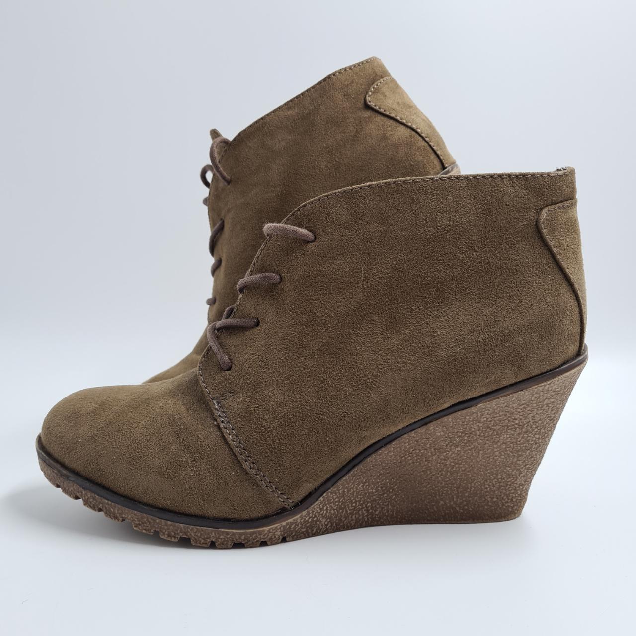 Graceland Women's Brown Suede Block Heel Lace Depop