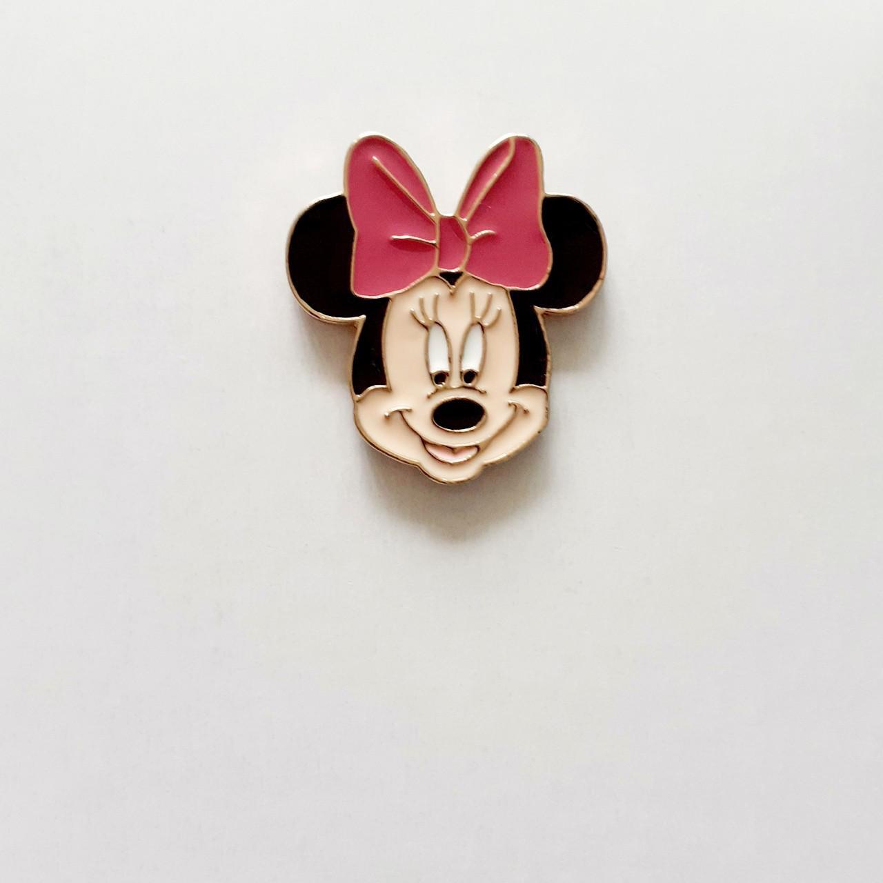 Disney minnie mouse enamel pin! 🌷 Comes with cute... - Depop