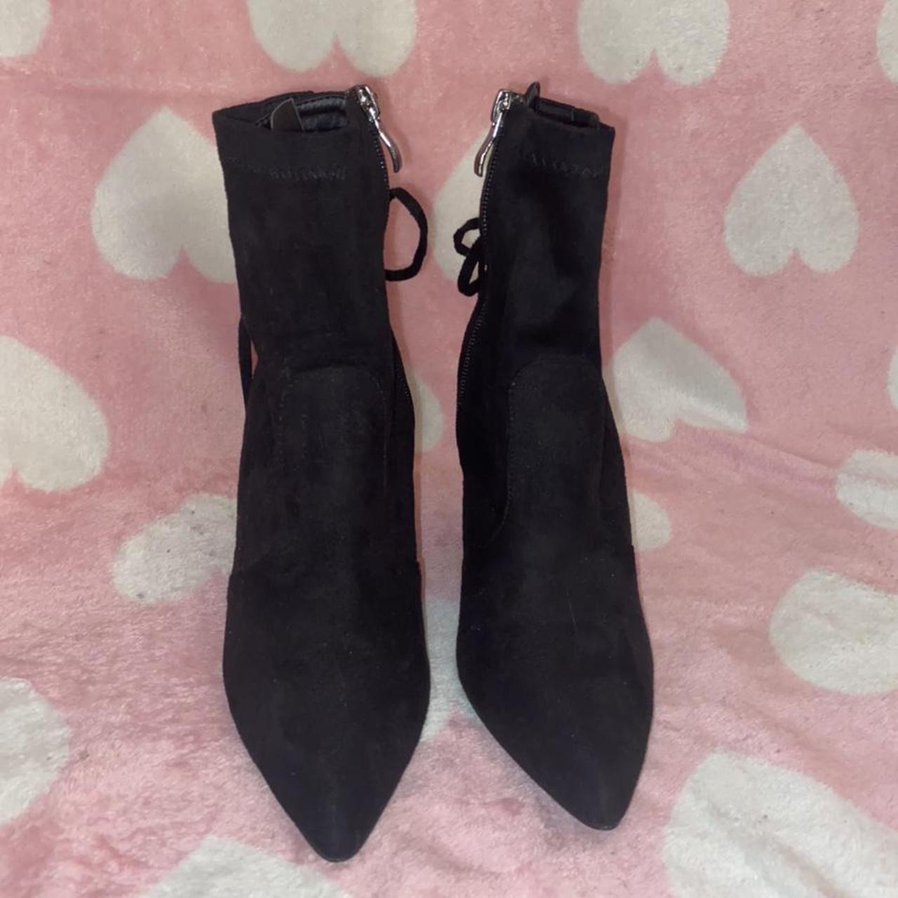 Catherine brand faux suede booties with a scrunch... - Depop