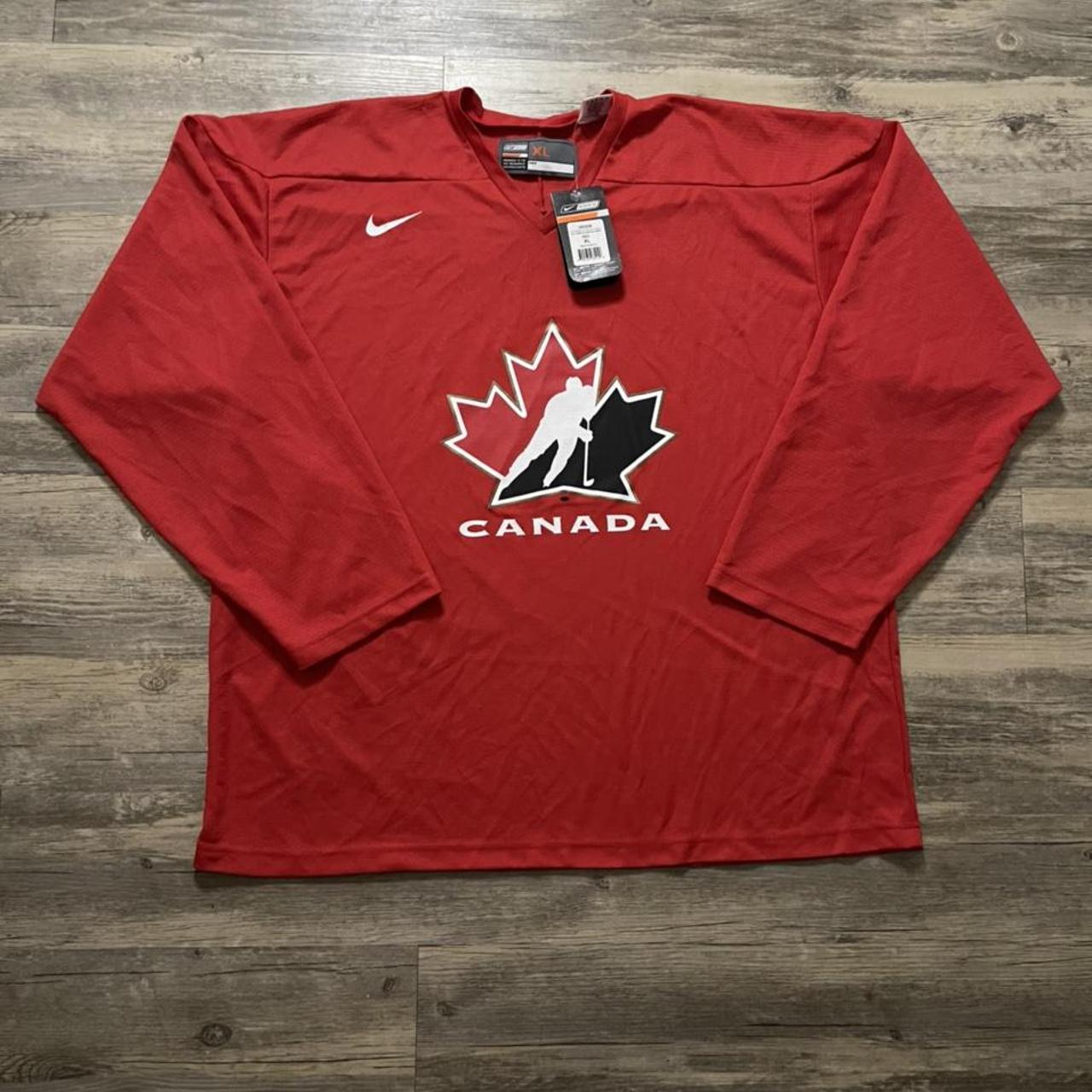 Vintage Nike Canada Hockey Jersey - Men's Medium