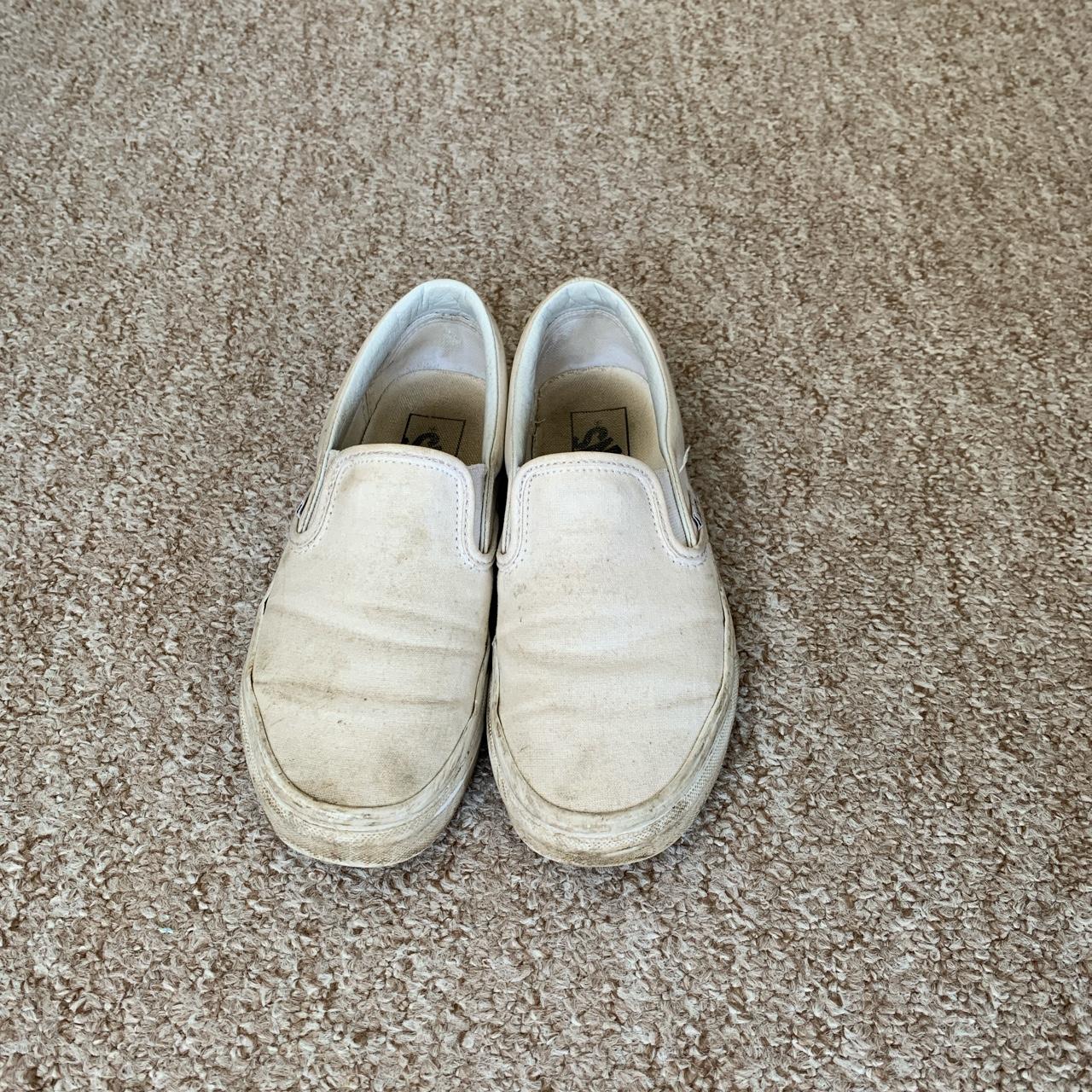 white slip on vans size 3.5