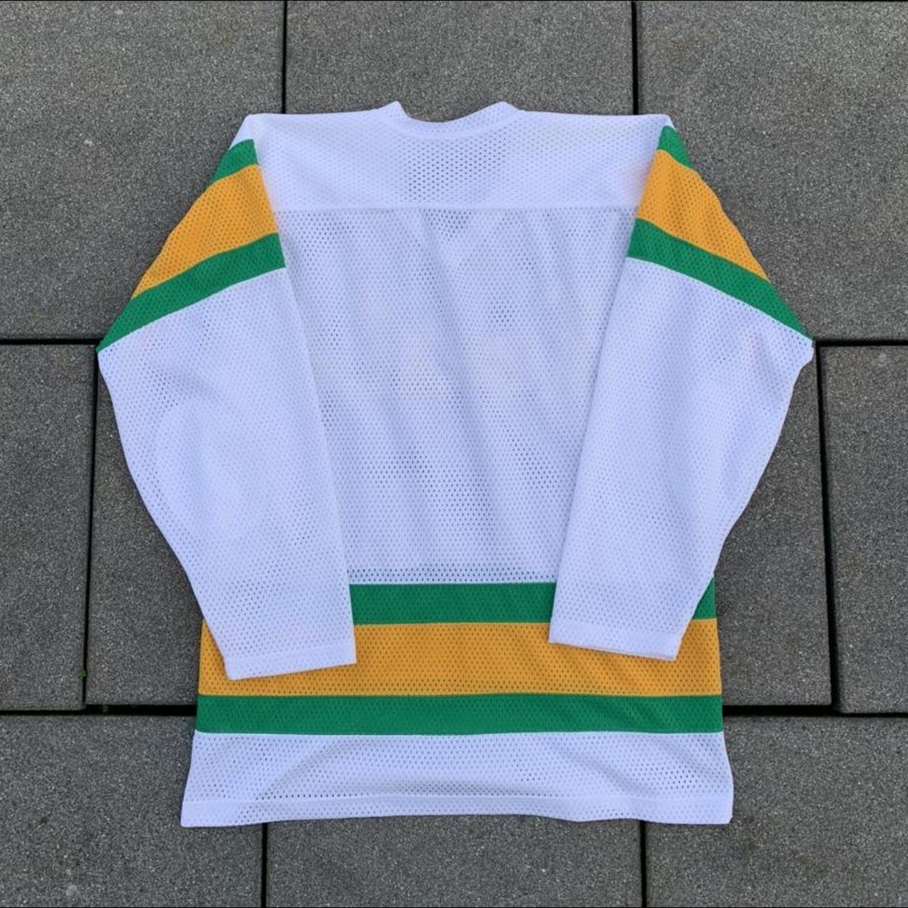 California Seals Hockey Jersey 💚💛🏒 Size XL... Depop