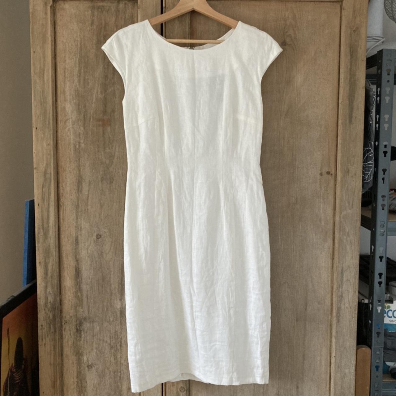 F F White Linen Dress. Size 8. Never worn tags