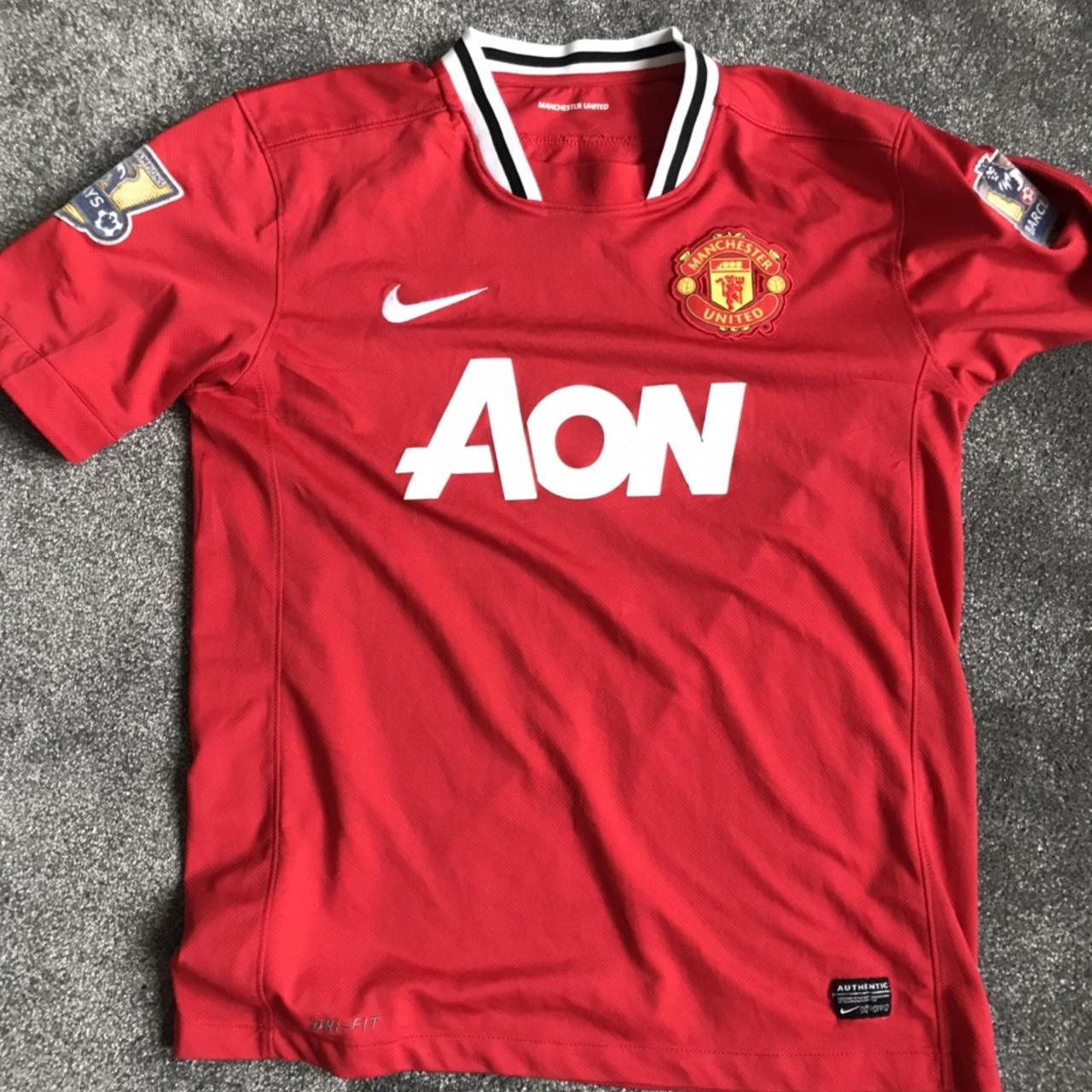 Manchester United 2011/12 Football Shirt. Nike with... - Depop