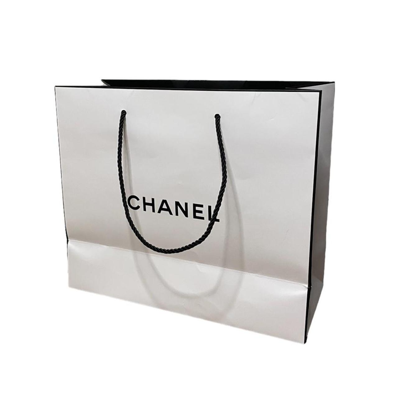 3D Model Collection Chanel Paper Bag Black and White VR / AR / low-poly