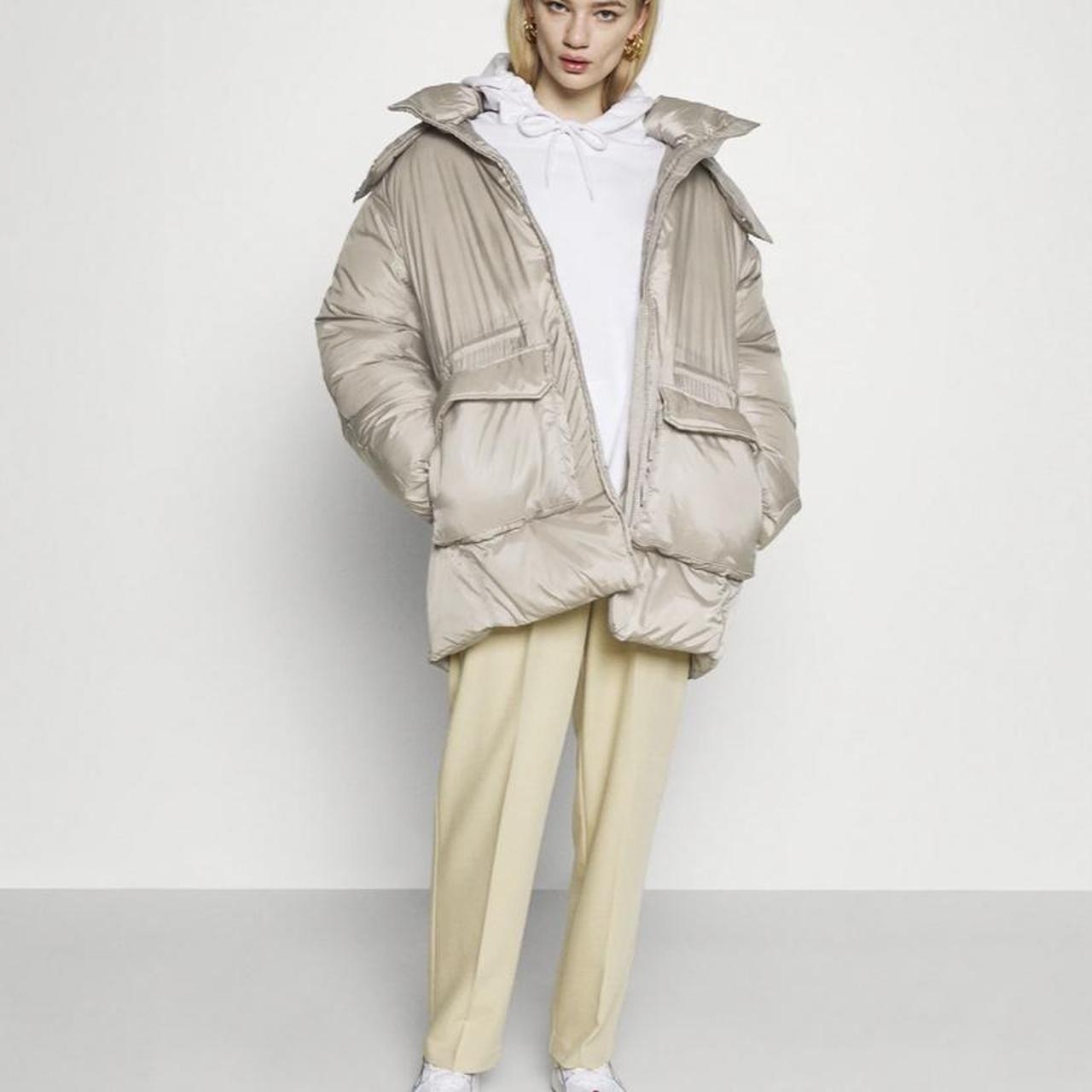 Weekday martine puffer jacket. Super warm trendy