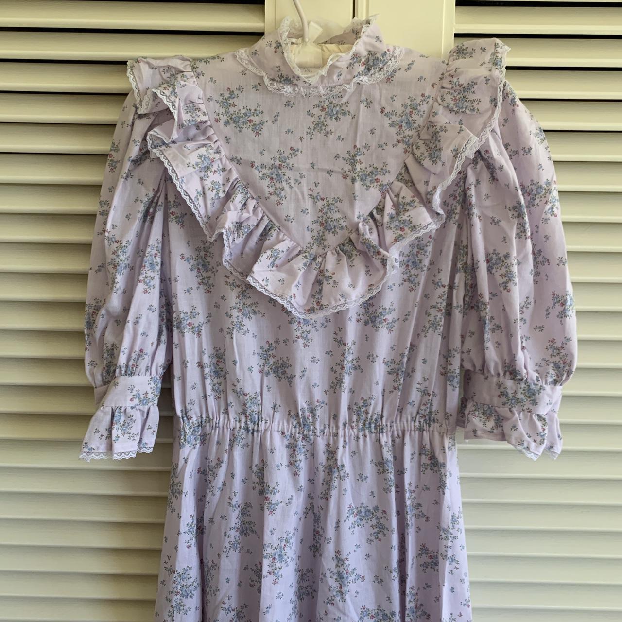 Vintage 1970s Lilac Floral Maxi Dress Beautiful... - Depop