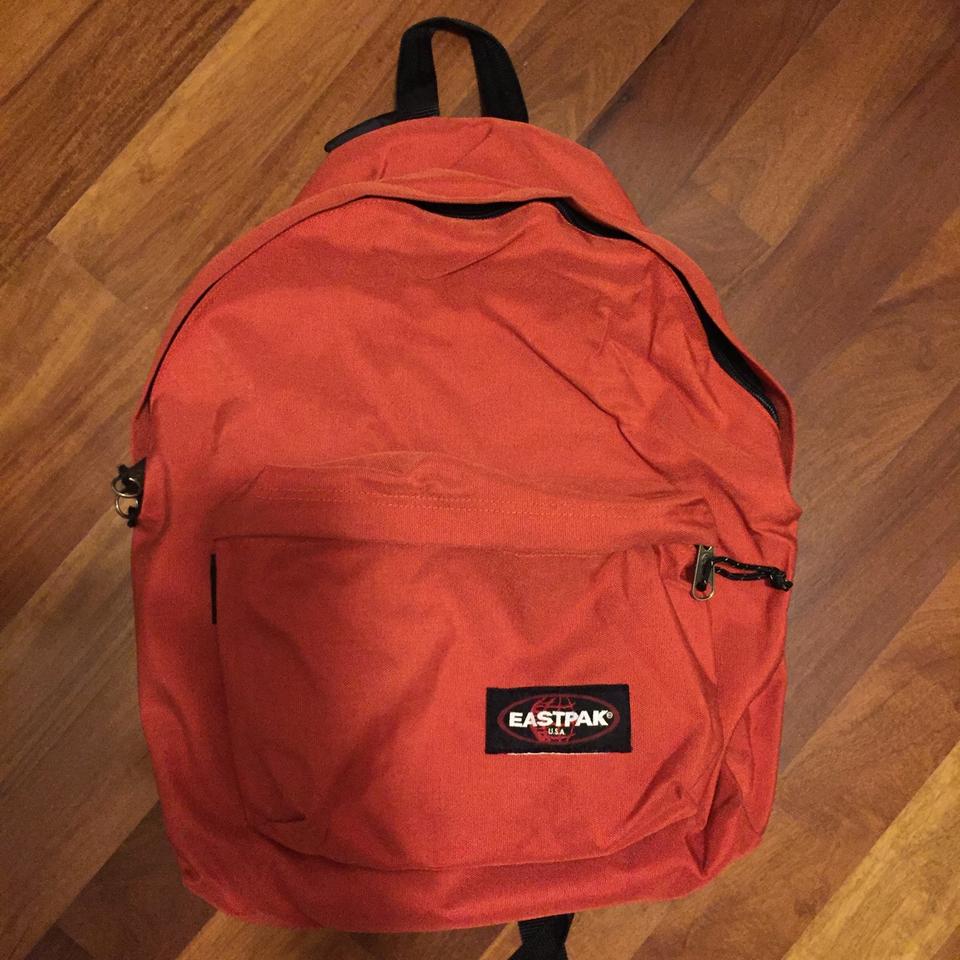 Zaino clearance eastpak usato