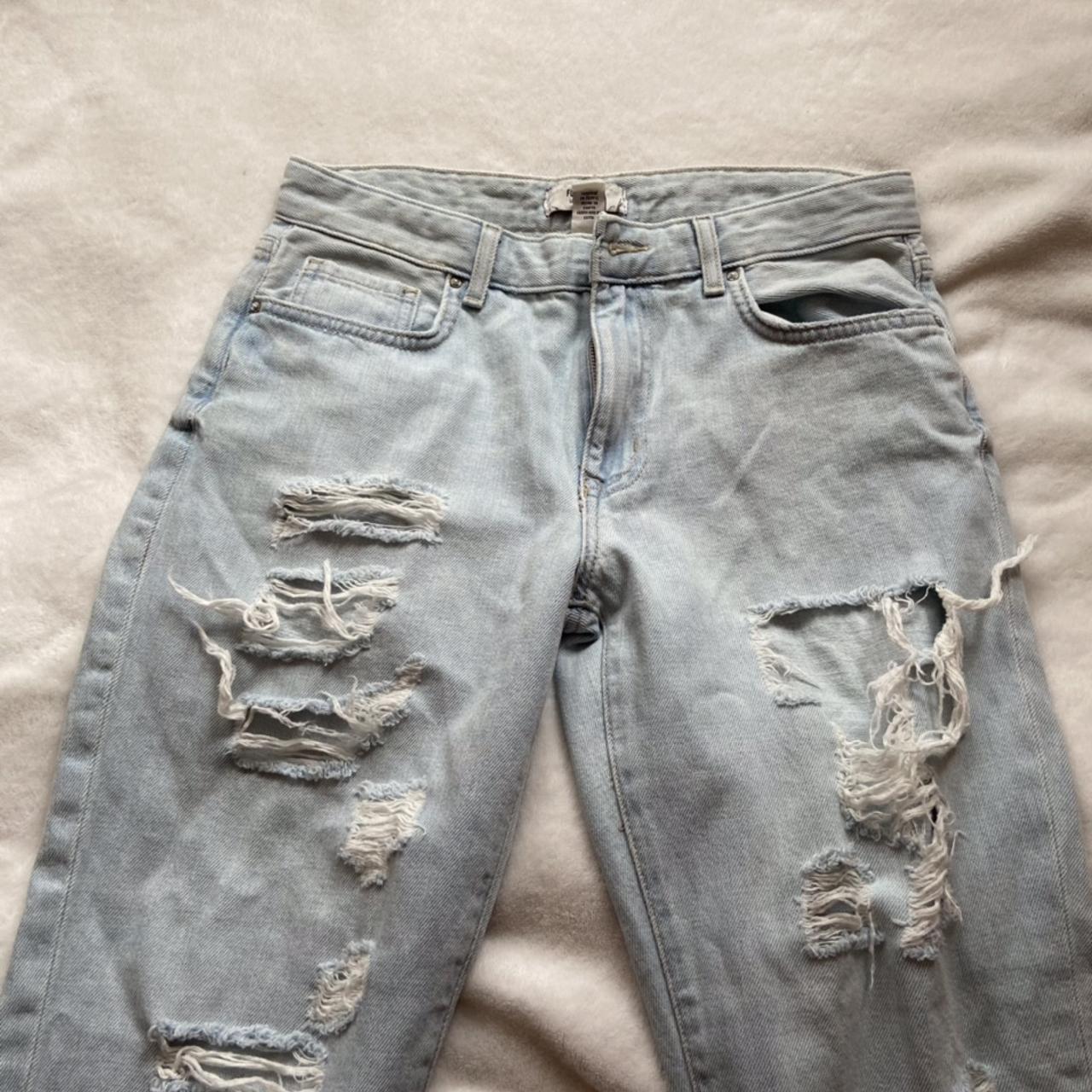 Ripped jeans discount at forever 21