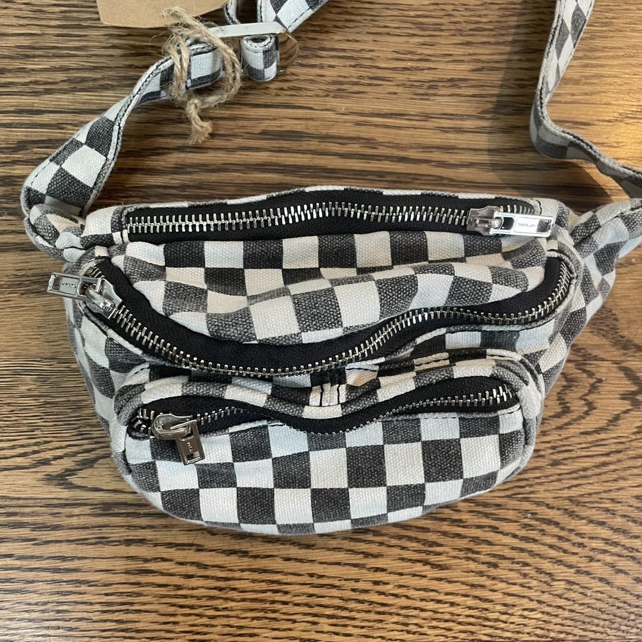 Brandy Melville Women's Black and White Bag | Depop