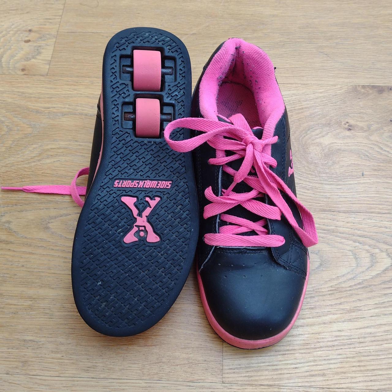 size 4 track shoes
