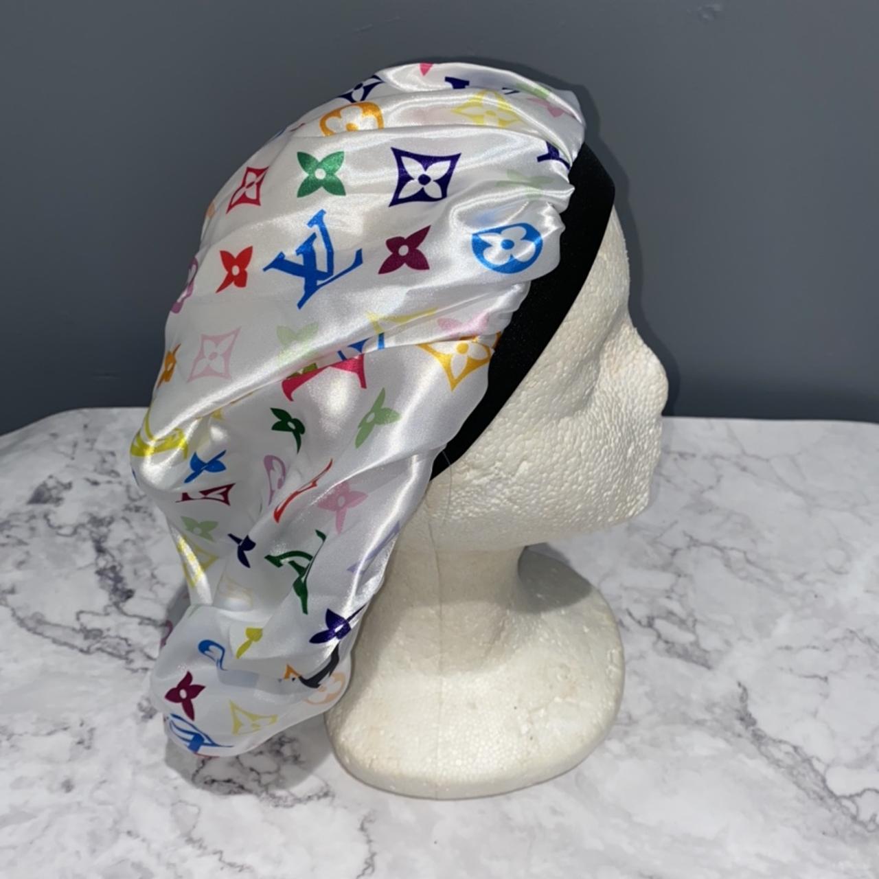 Medium satin stylish hair bonnet with a black band - Depop