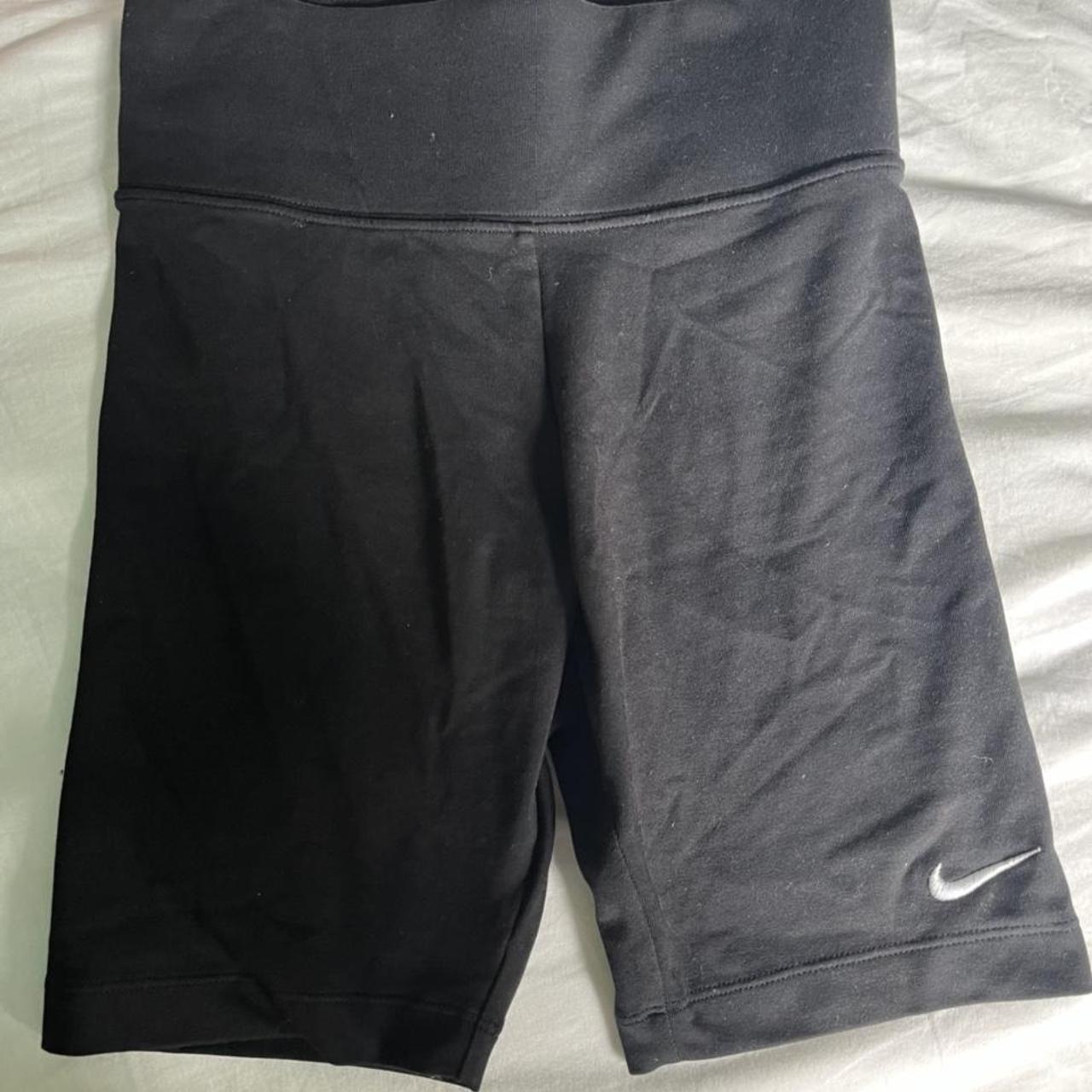 womens black nike biker shorts