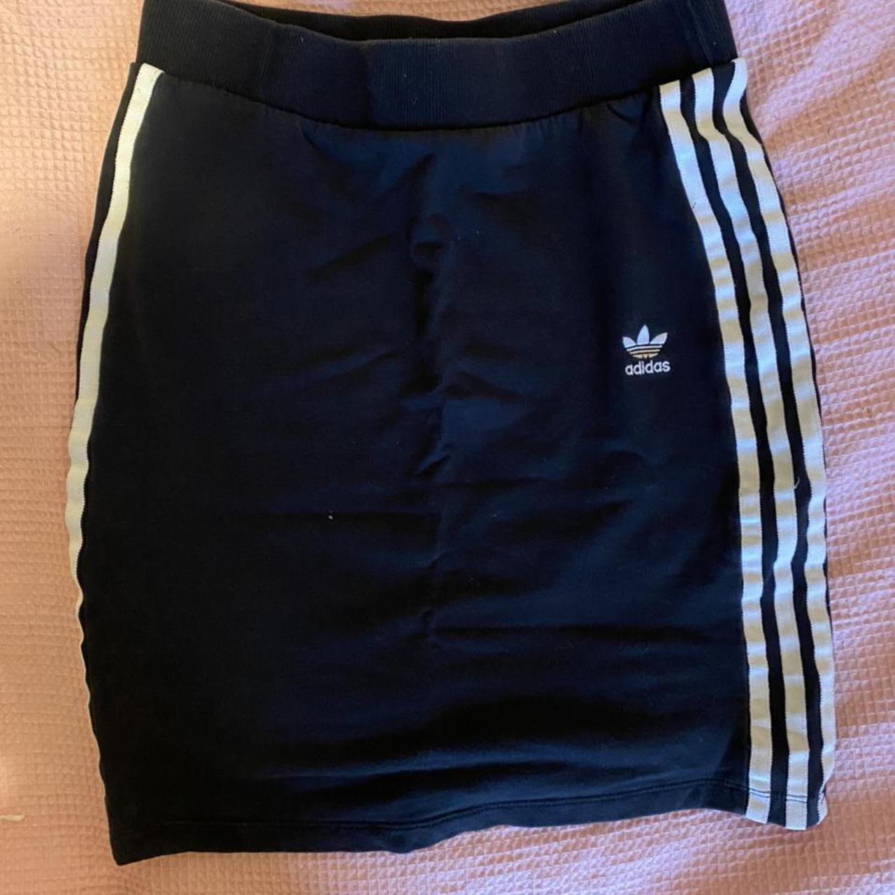 Adidas 3 stripe skirt in size 8. So flattering and... - Depop