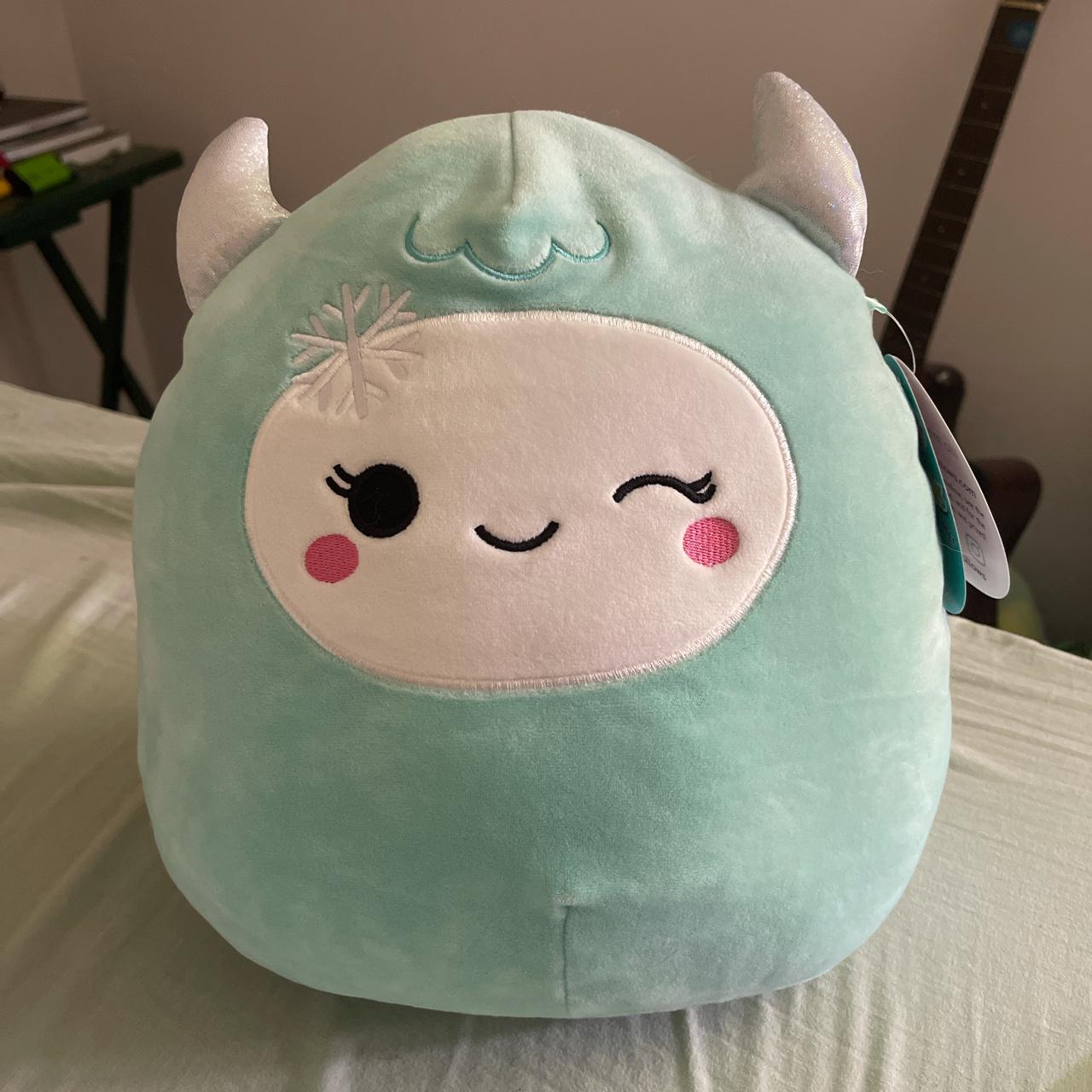 squishmallow yollie