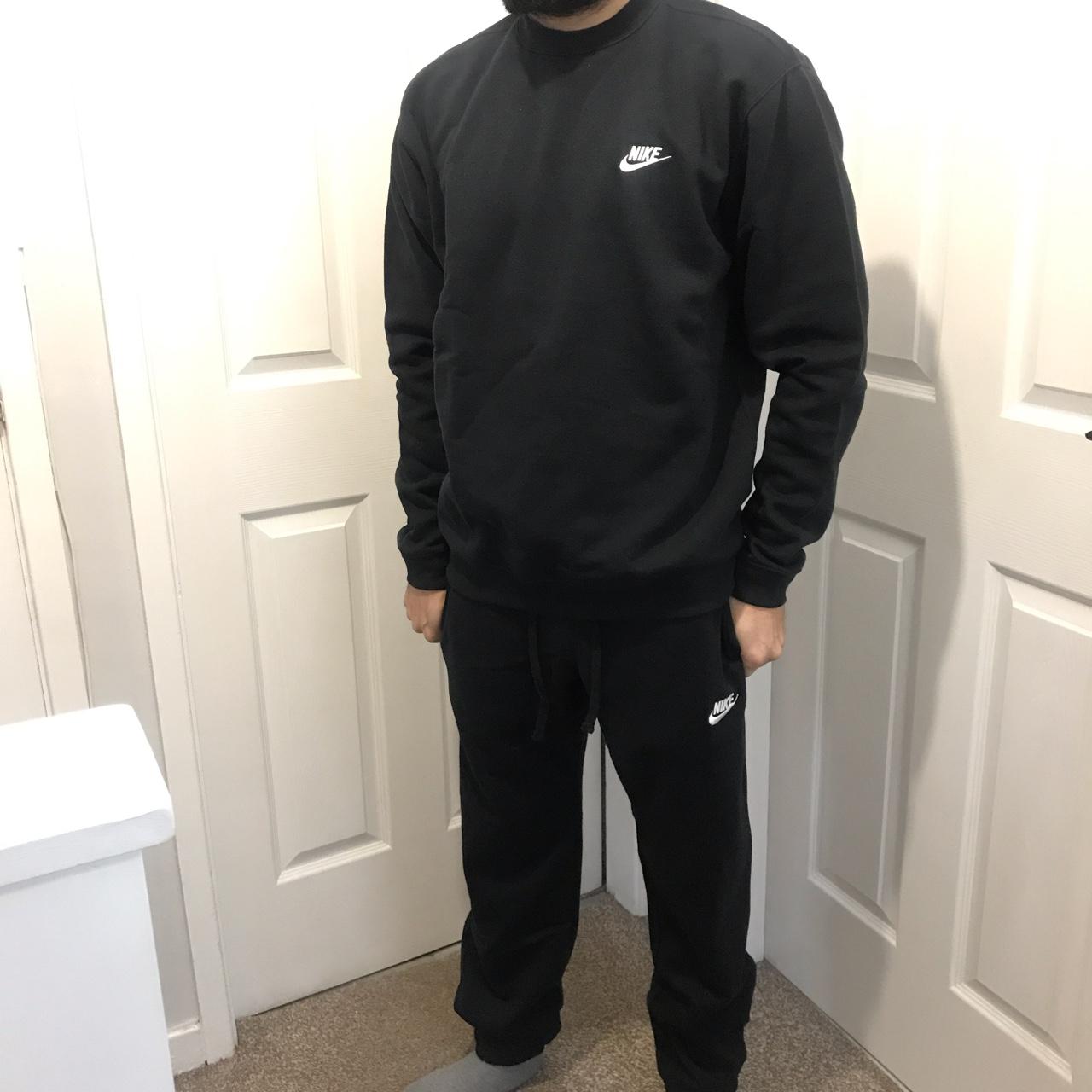 mens small nike tracksuit