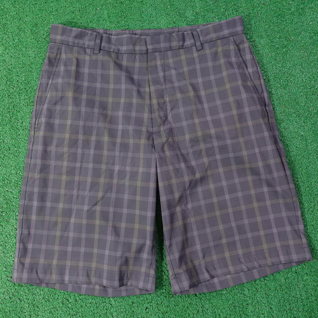 Walter Hagen Men's Gold Shorts Depop