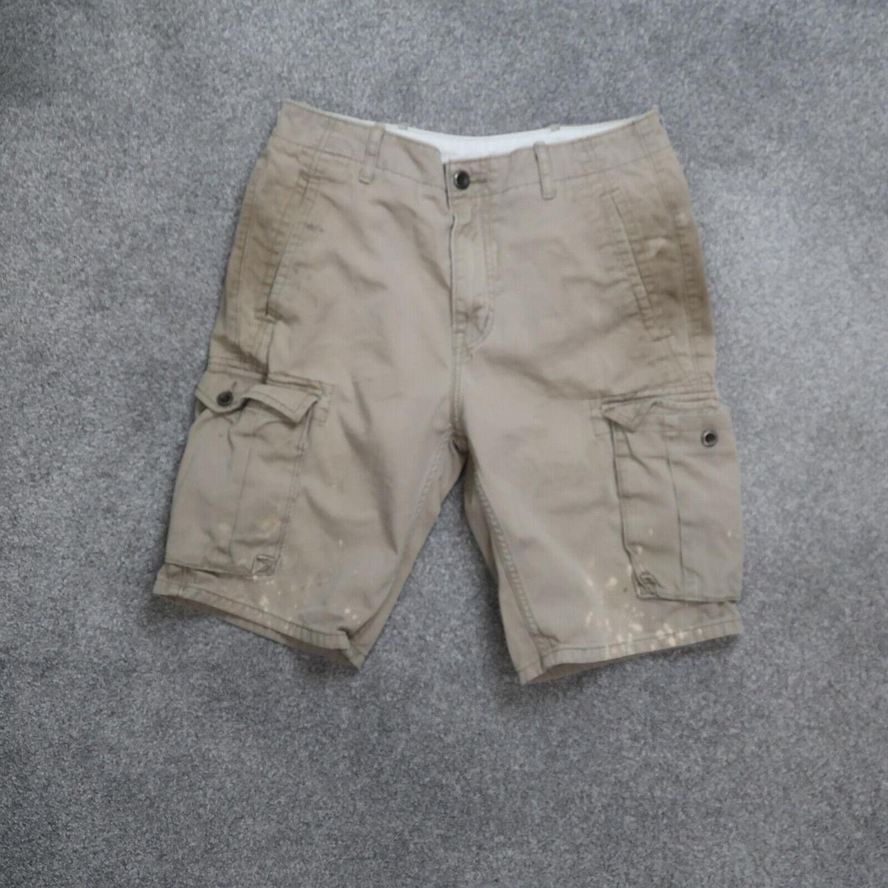 tan levi shorts