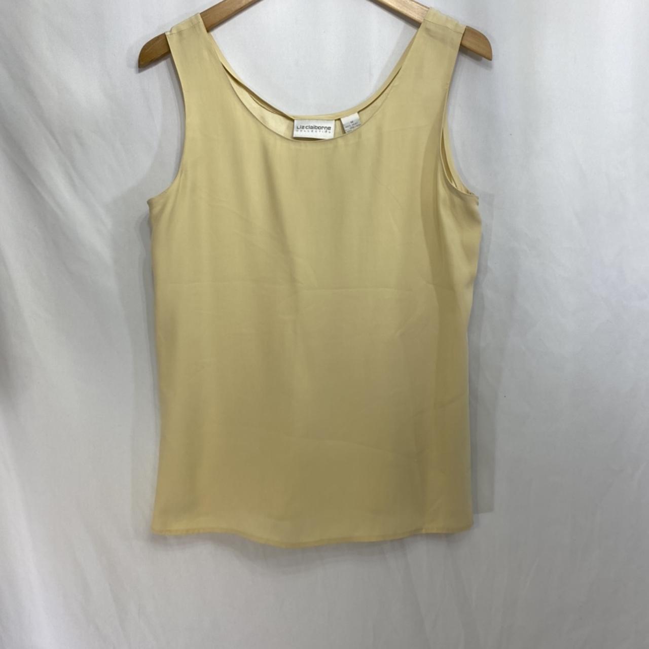 Liz Claiborne Women's Cream Vest | Depop