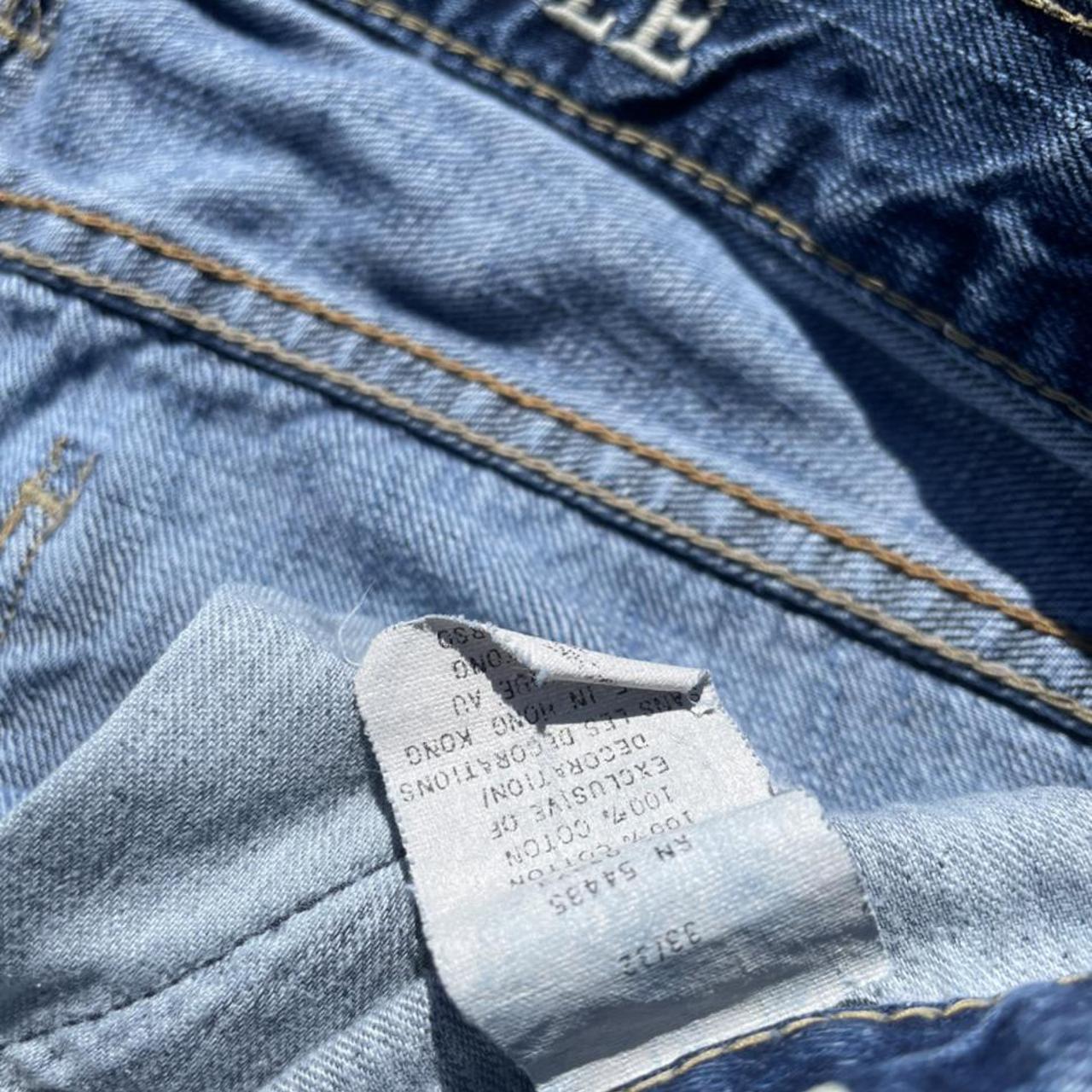 American eagle ripped panta. Really good color on... - Depop
