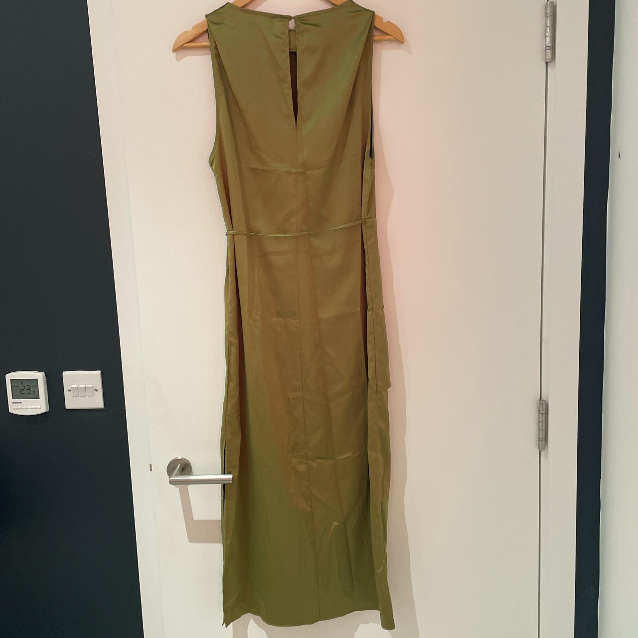 Olive green Zara midi dress. Cool utility pocket - Depop