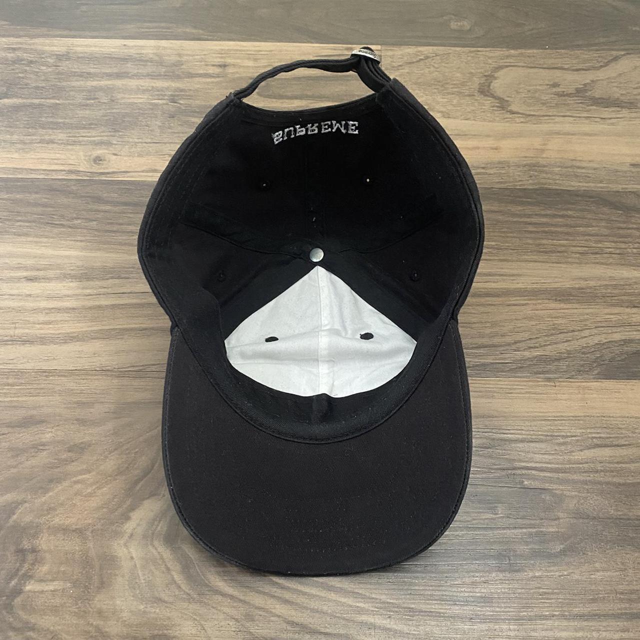 Supreme Reverse Logo 6-Panel Hat in Black. Lightly - Depop