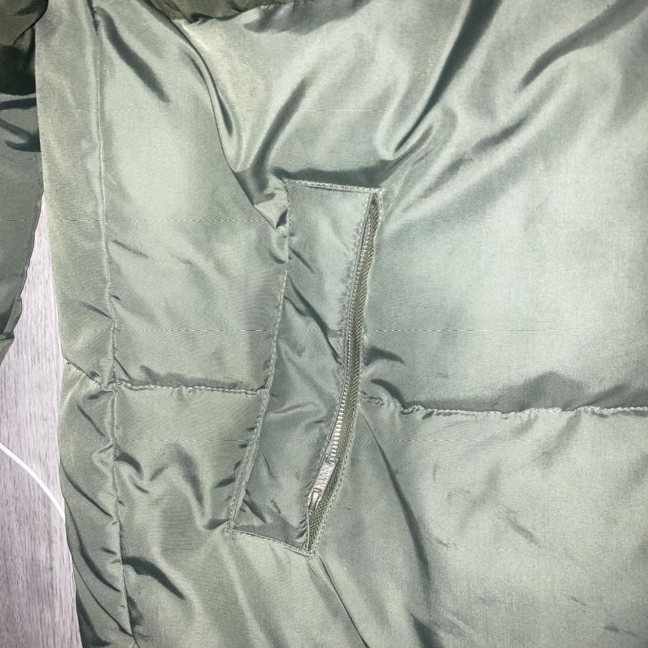 BoohooMAN green puffer jacket really good condition... - Depop