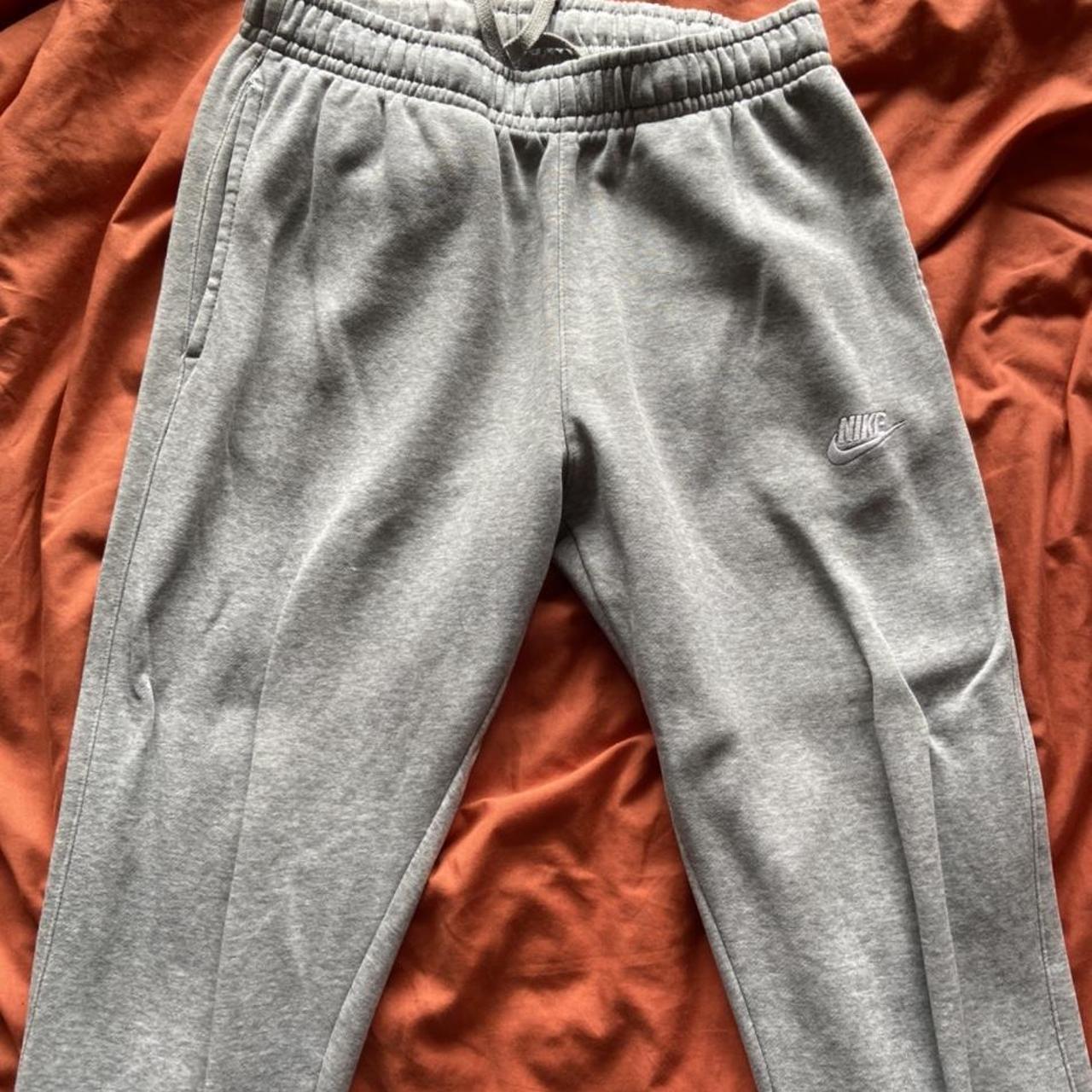 nike cuffed club joggers grey