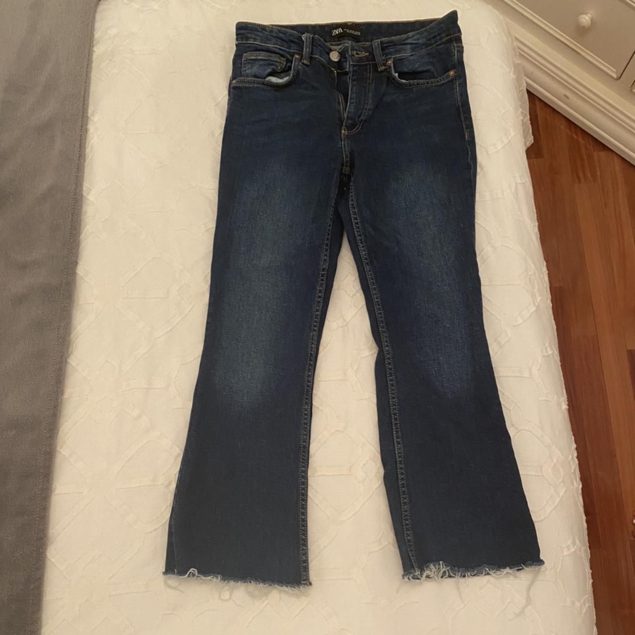 Zara Flare Jeans - USA Size 6 (runs small - fits... - Depop