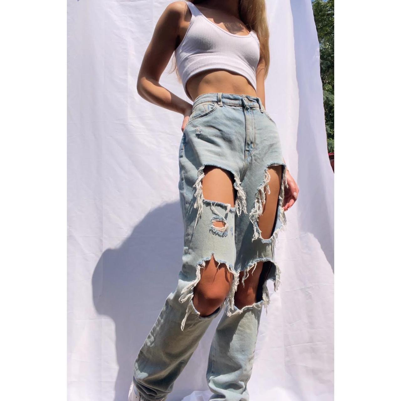 Light Wash Uo Bdg Mom Jeans Urban Outfitters Jeans Urban