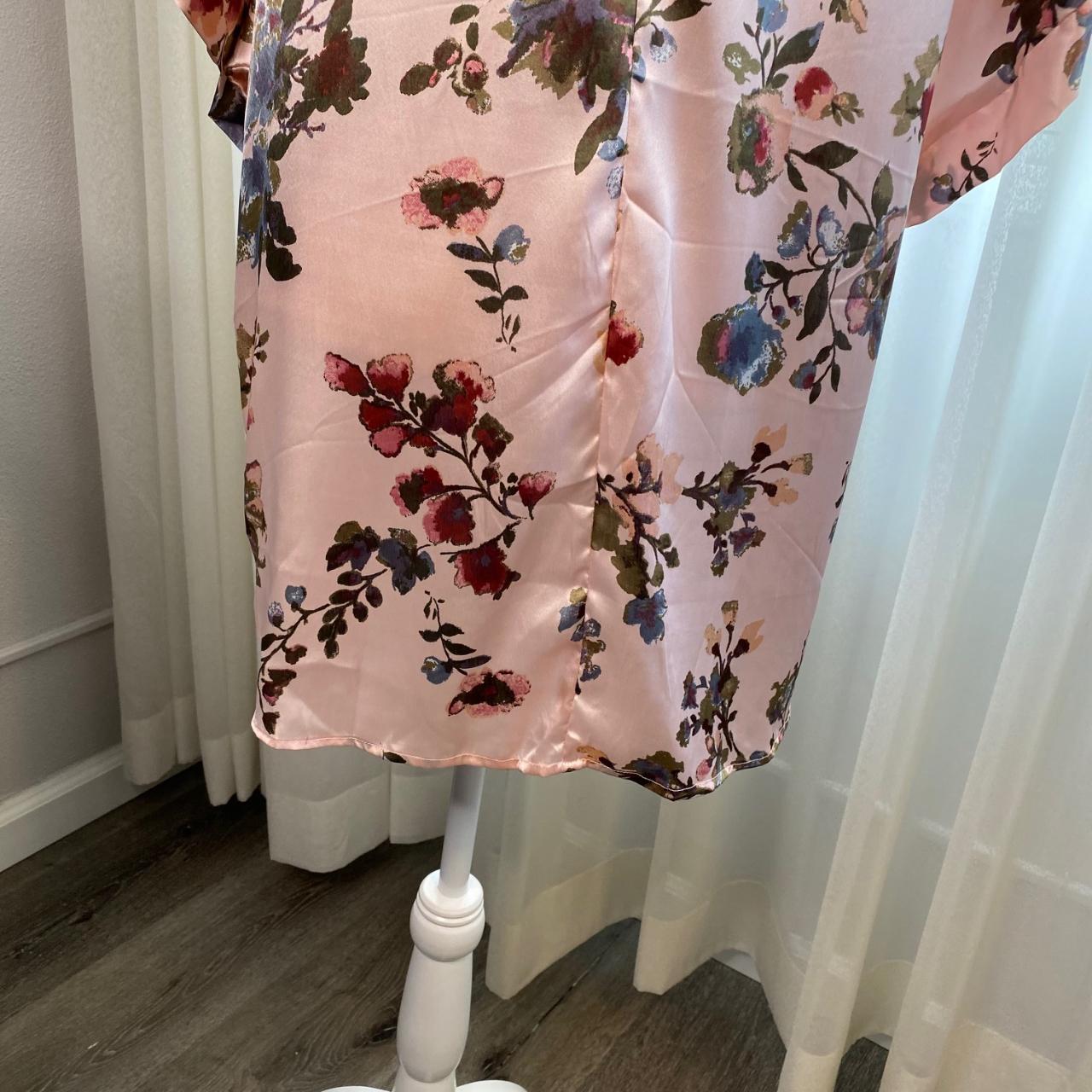 Women's Pink and Green Robe | Depop