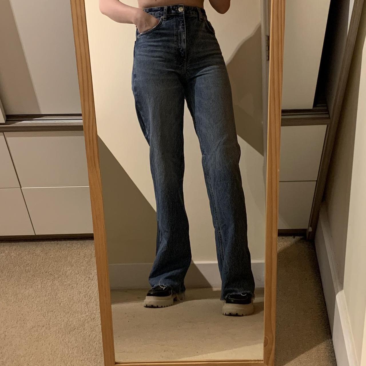 Zara 90s full length jeans. Never worn. Unfinished... Depop