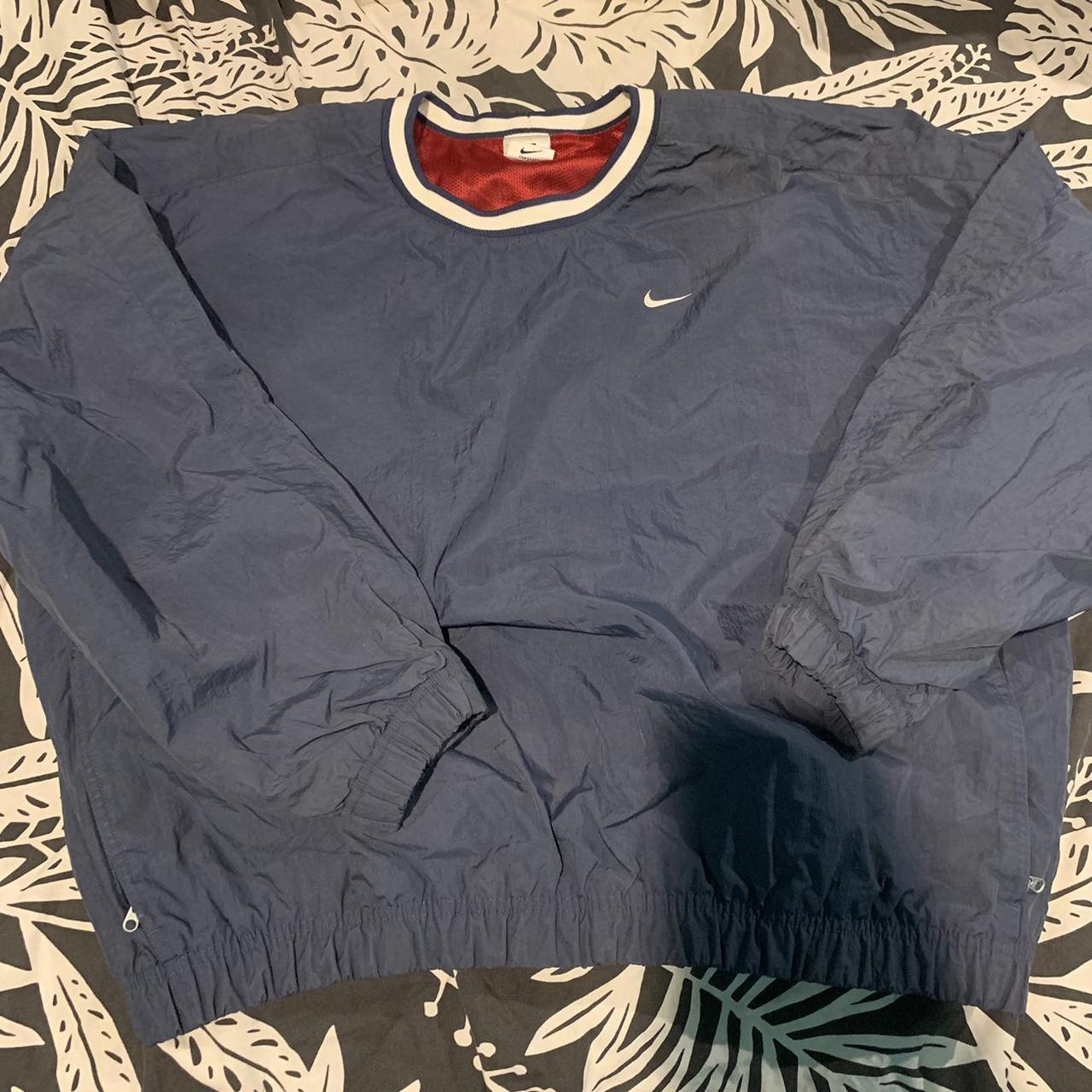 nike crewneck windbreaker