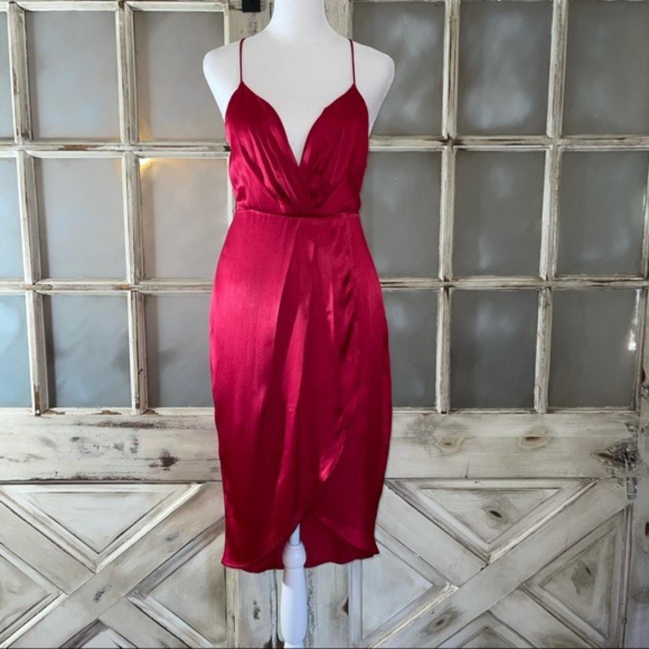 ASTR The Label NWT satin strappy midi dress berry sz... - Depop