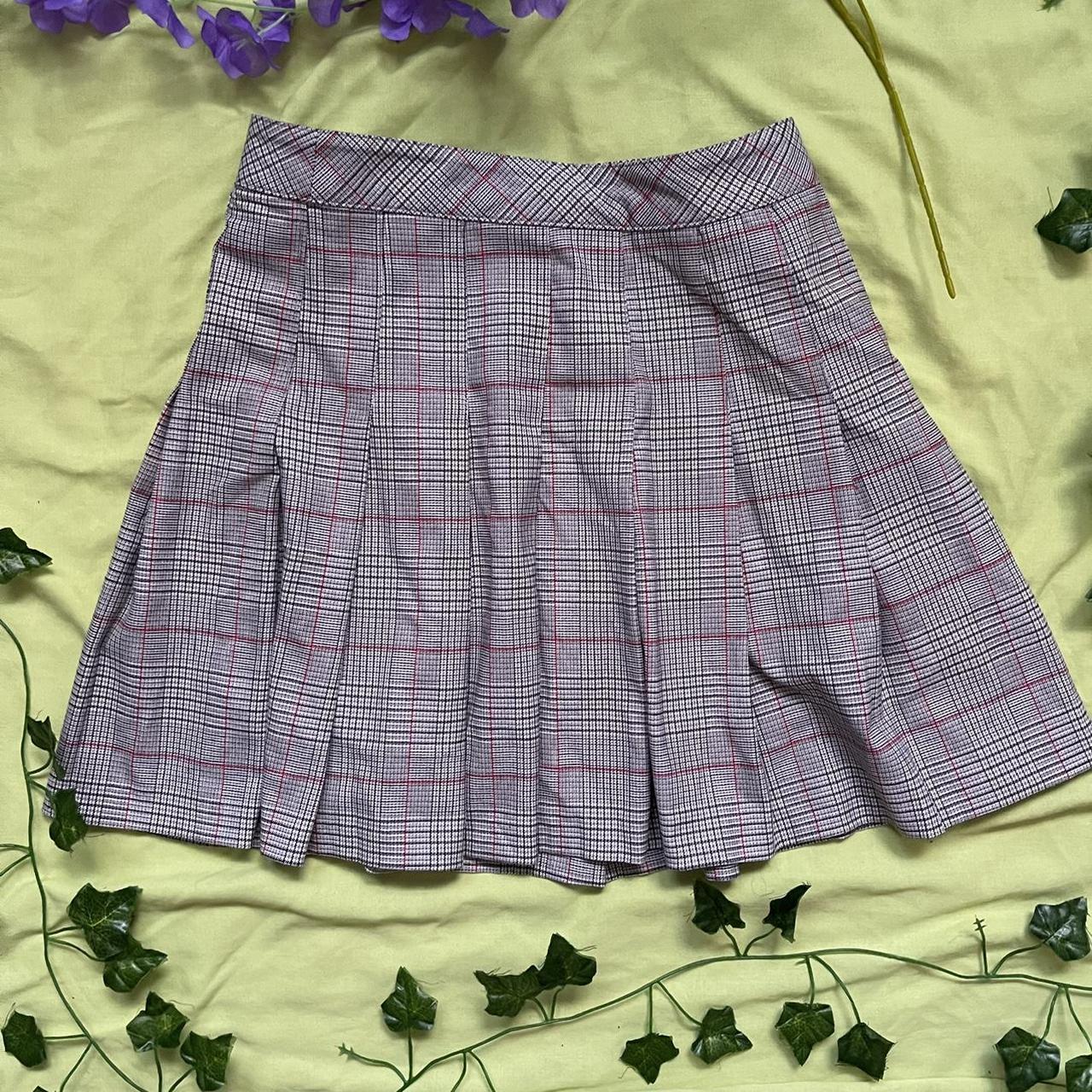 gingham tennis skirt// this skirt is so cute and... - Depop