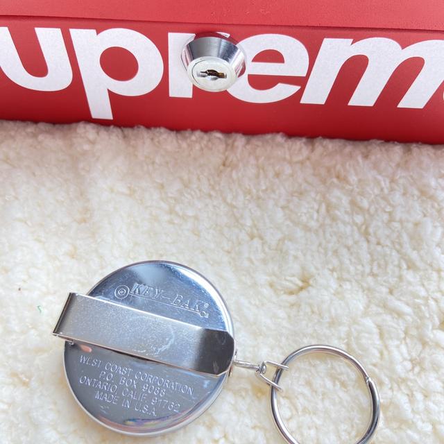 Supreme KEY-BAK Original Retractable Keychain, 🍮New...