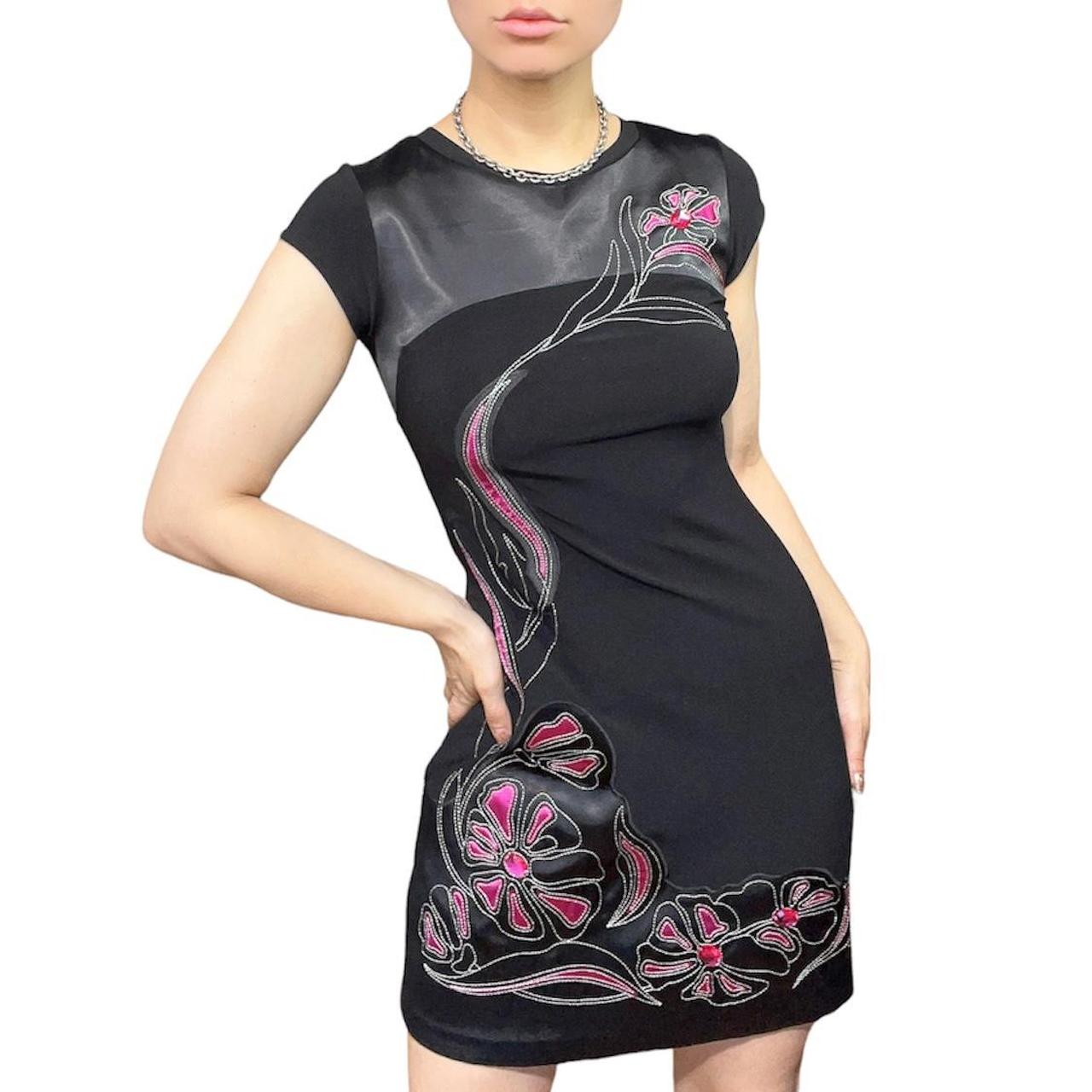 Product Image 1 - Black Pink floral cap sleeve