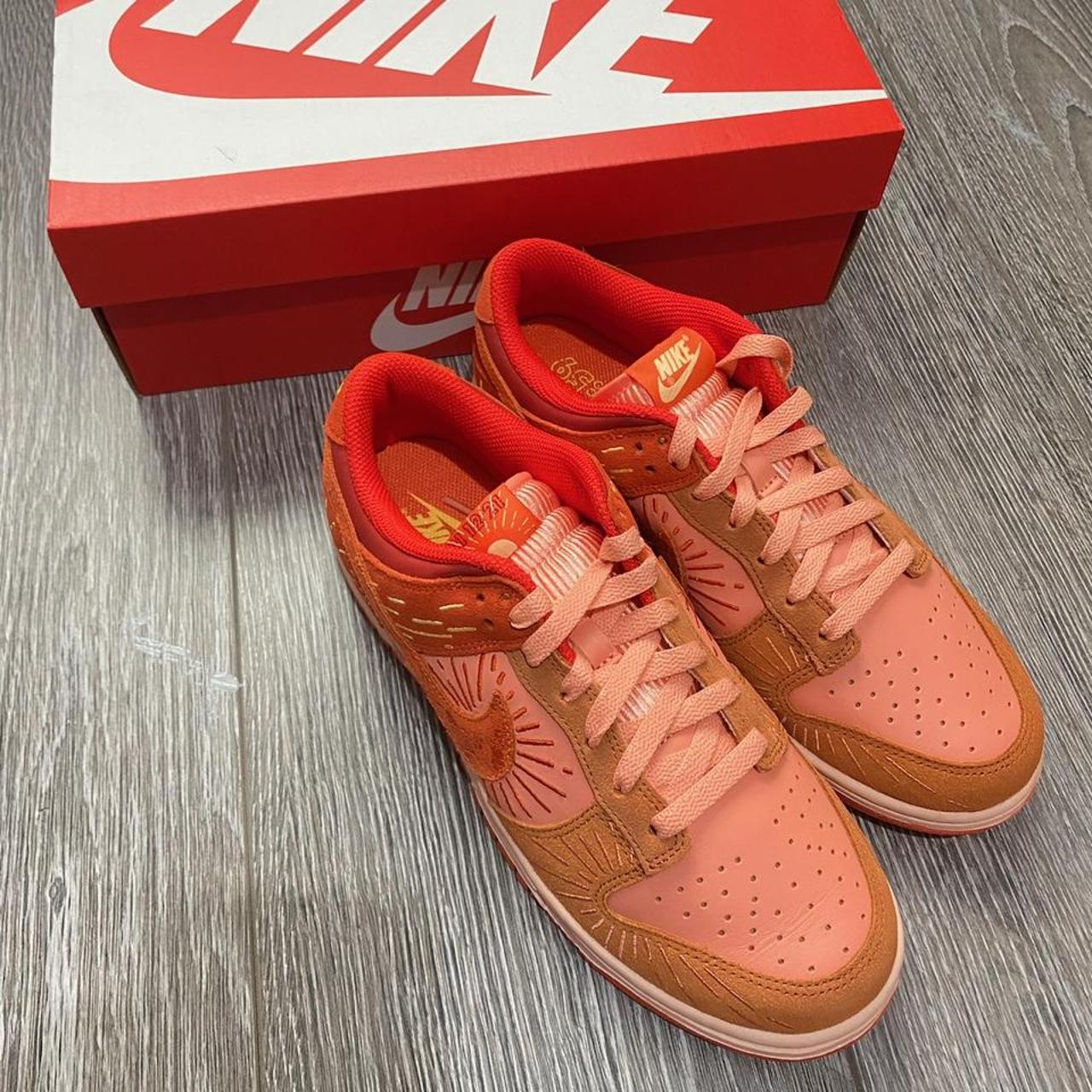 womens nike orange trainers
