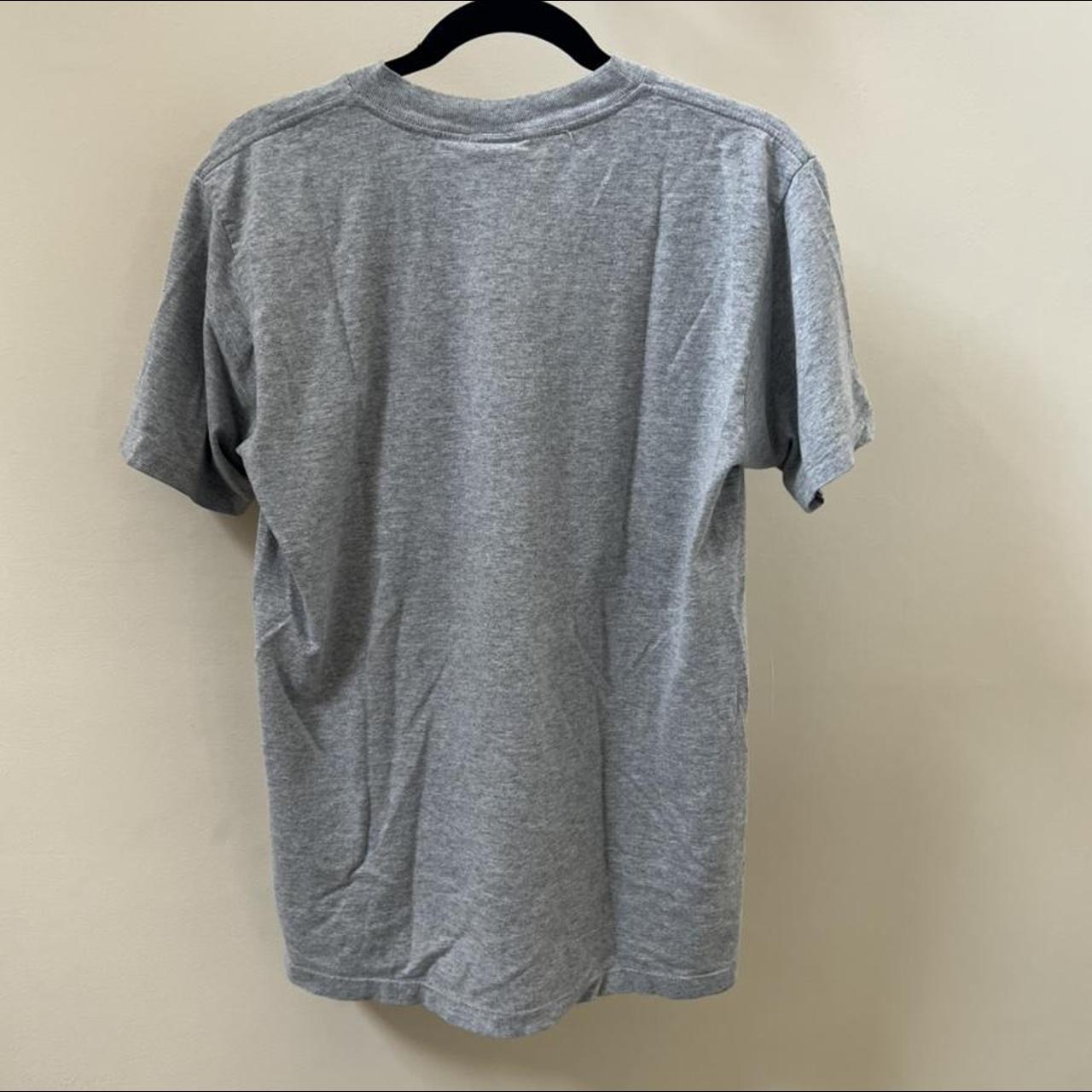 Men's Grey and Red T-shirt | Depop