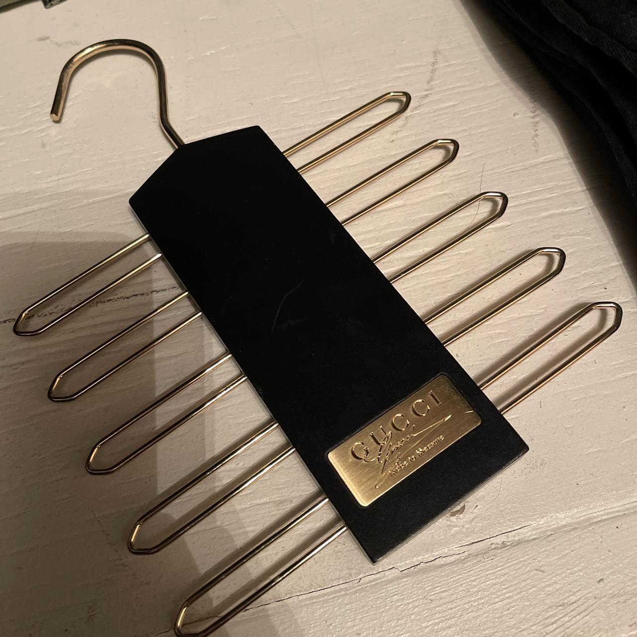 gucci tie hanger