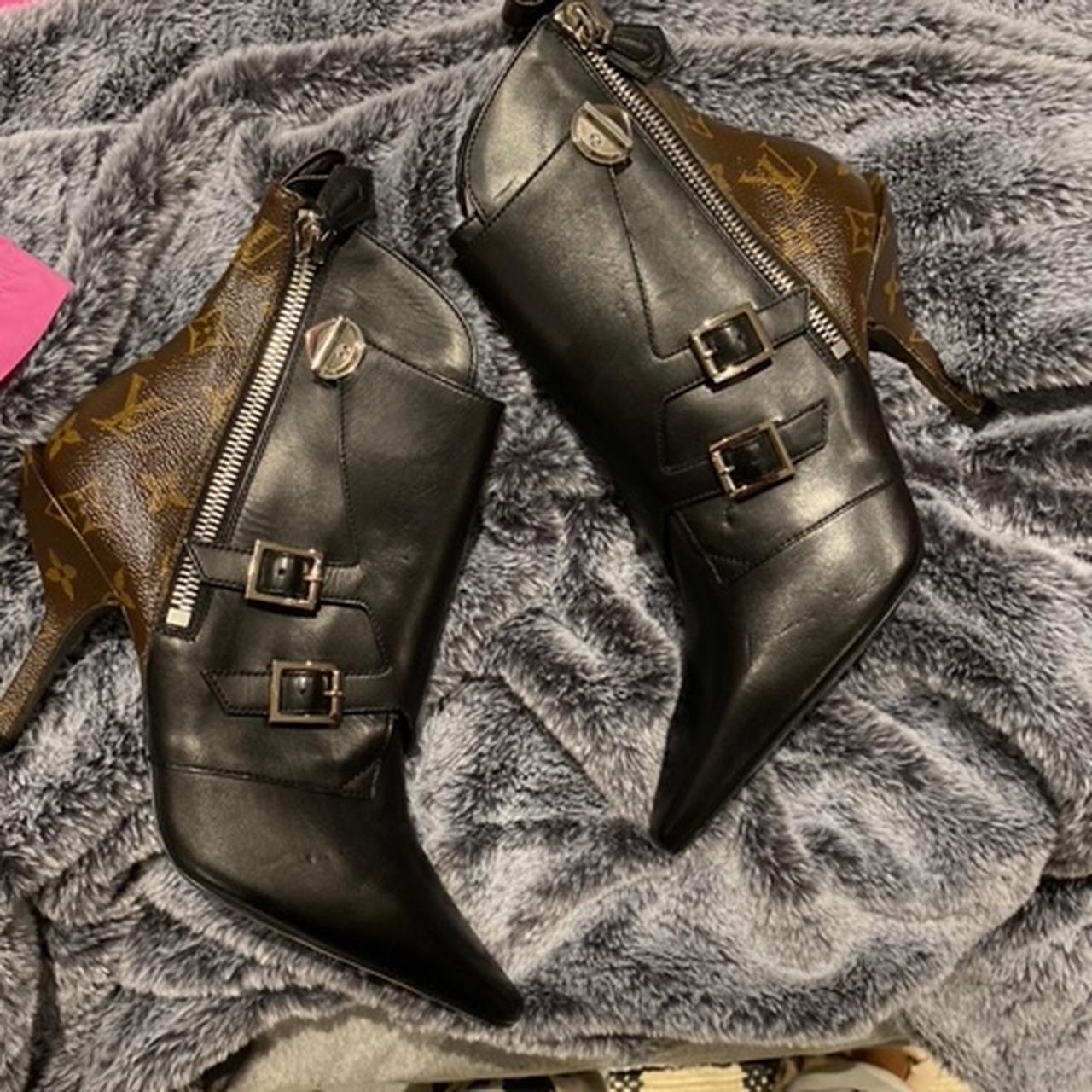 Women's LV Booties 100% authentic. Size 39 - Depop