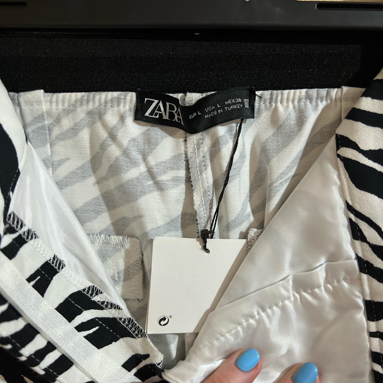 Zara zebra pants #zara #zebra #pants - Depop