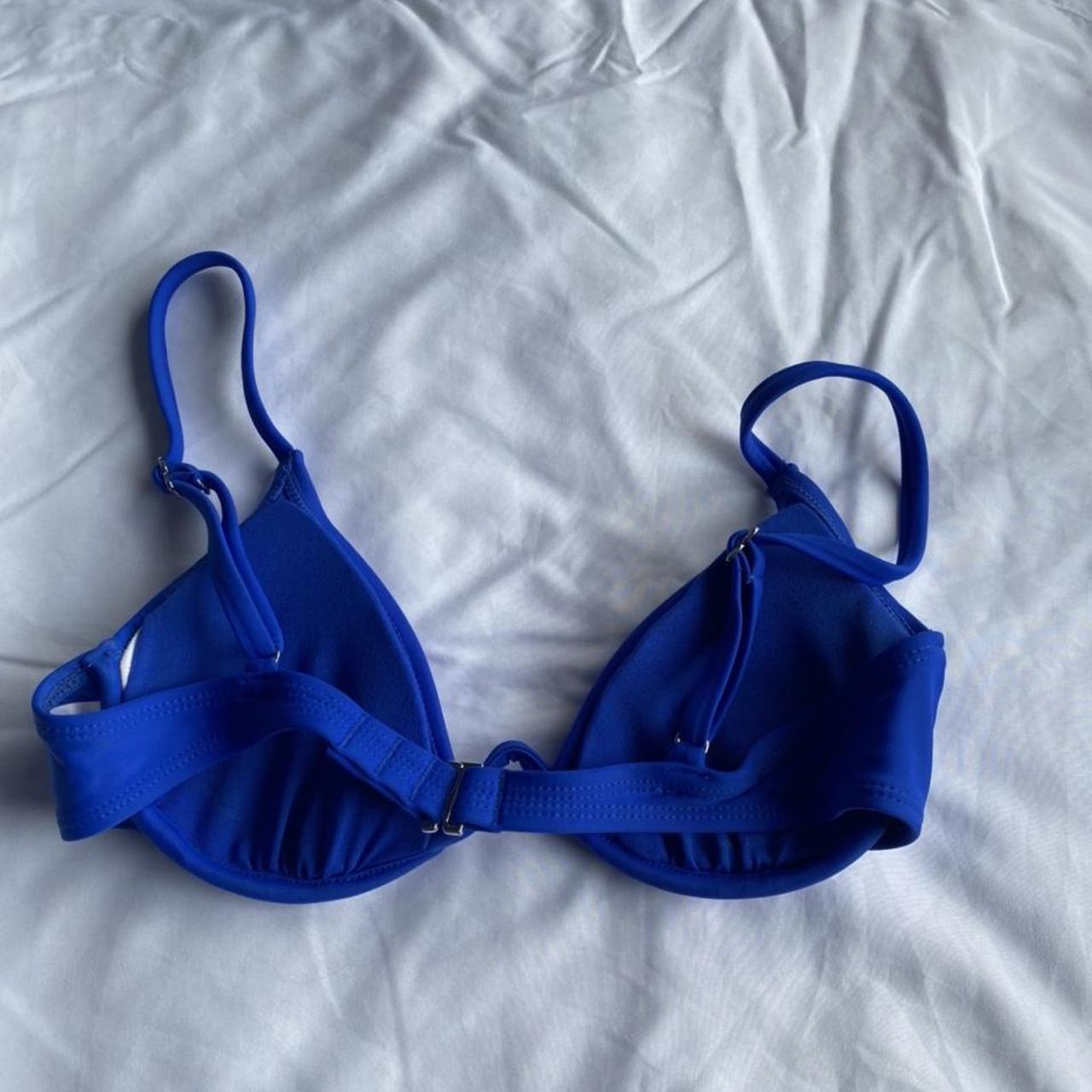 Target Blue Underwire Swim Top Size Small Depop