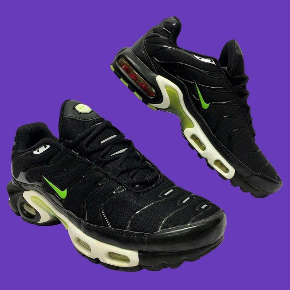 all black tns jd