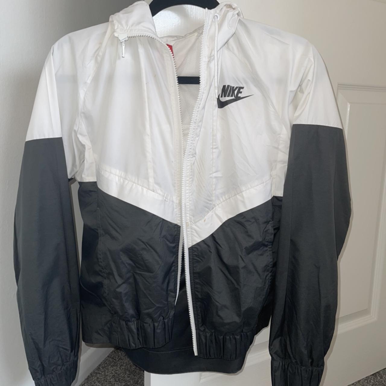 mens small nike windbreaker