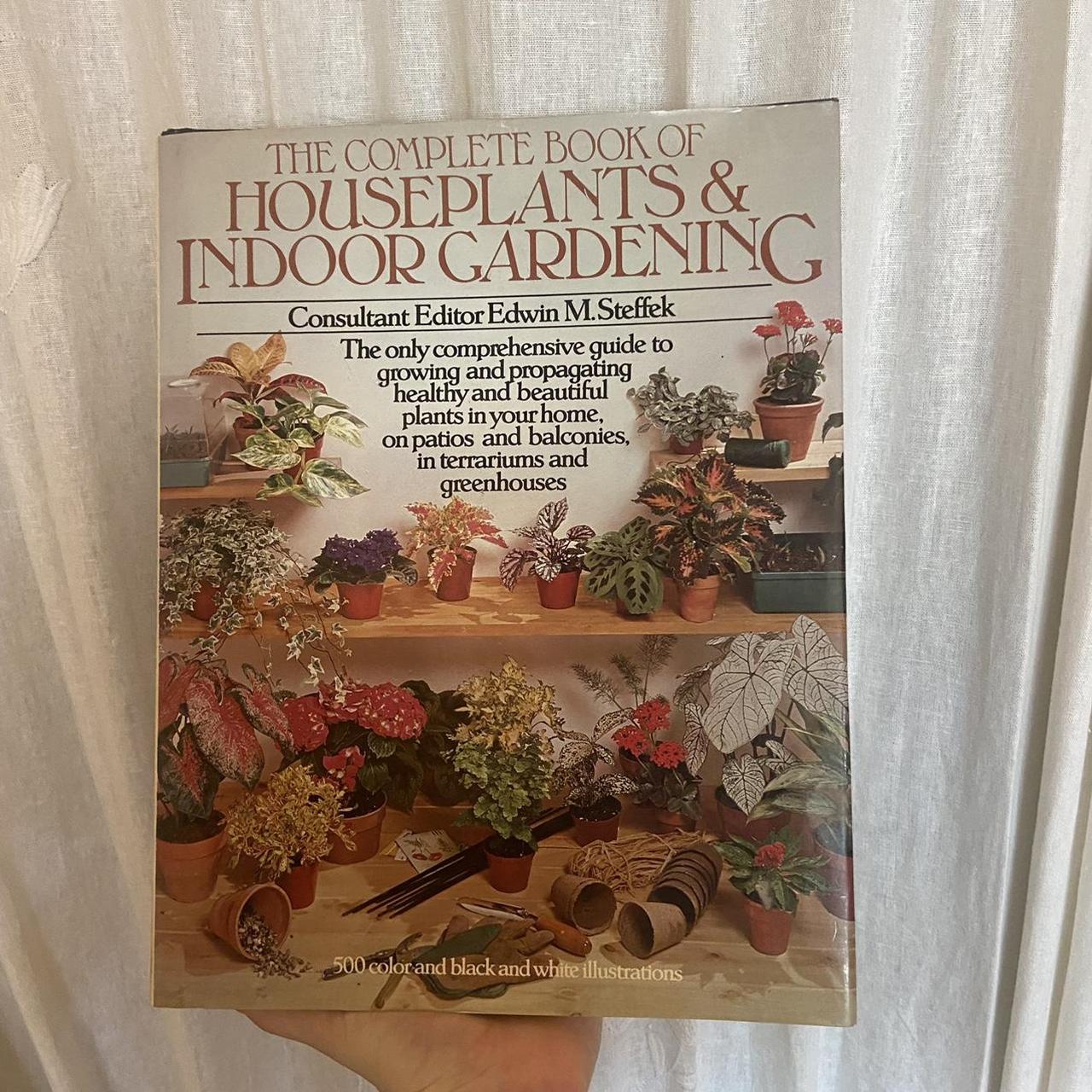 Houseplant book, cute as a coffee table book Depop