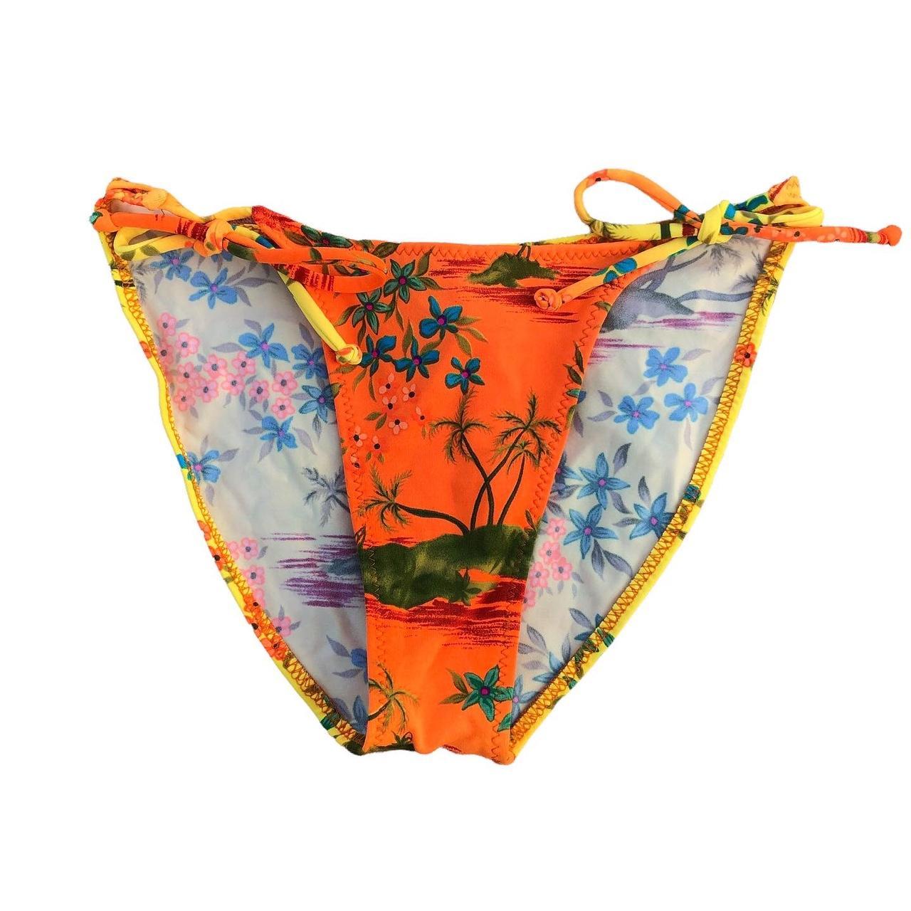 90s Bikini Swimsuit Bottoms Bright Tropical island... Depop