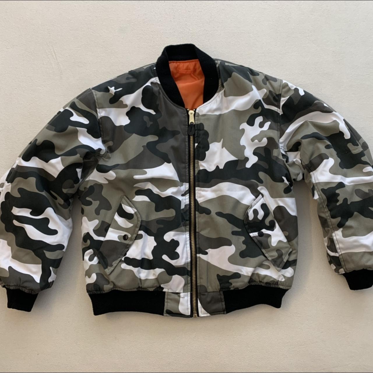 Snow camo sale bomber jacket